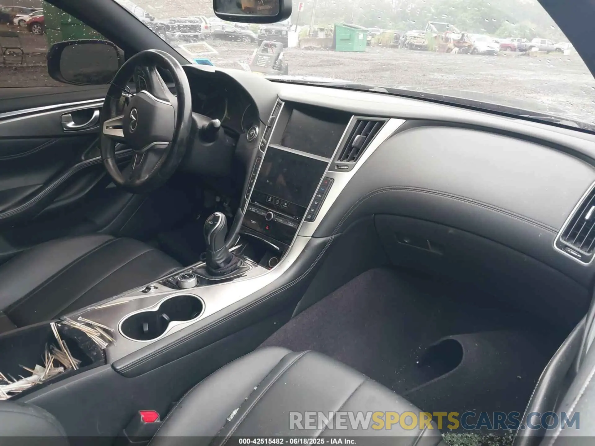 5 Photograph of a damaged car JN1EV7EL0KM290211 INFINITI Q60 2019