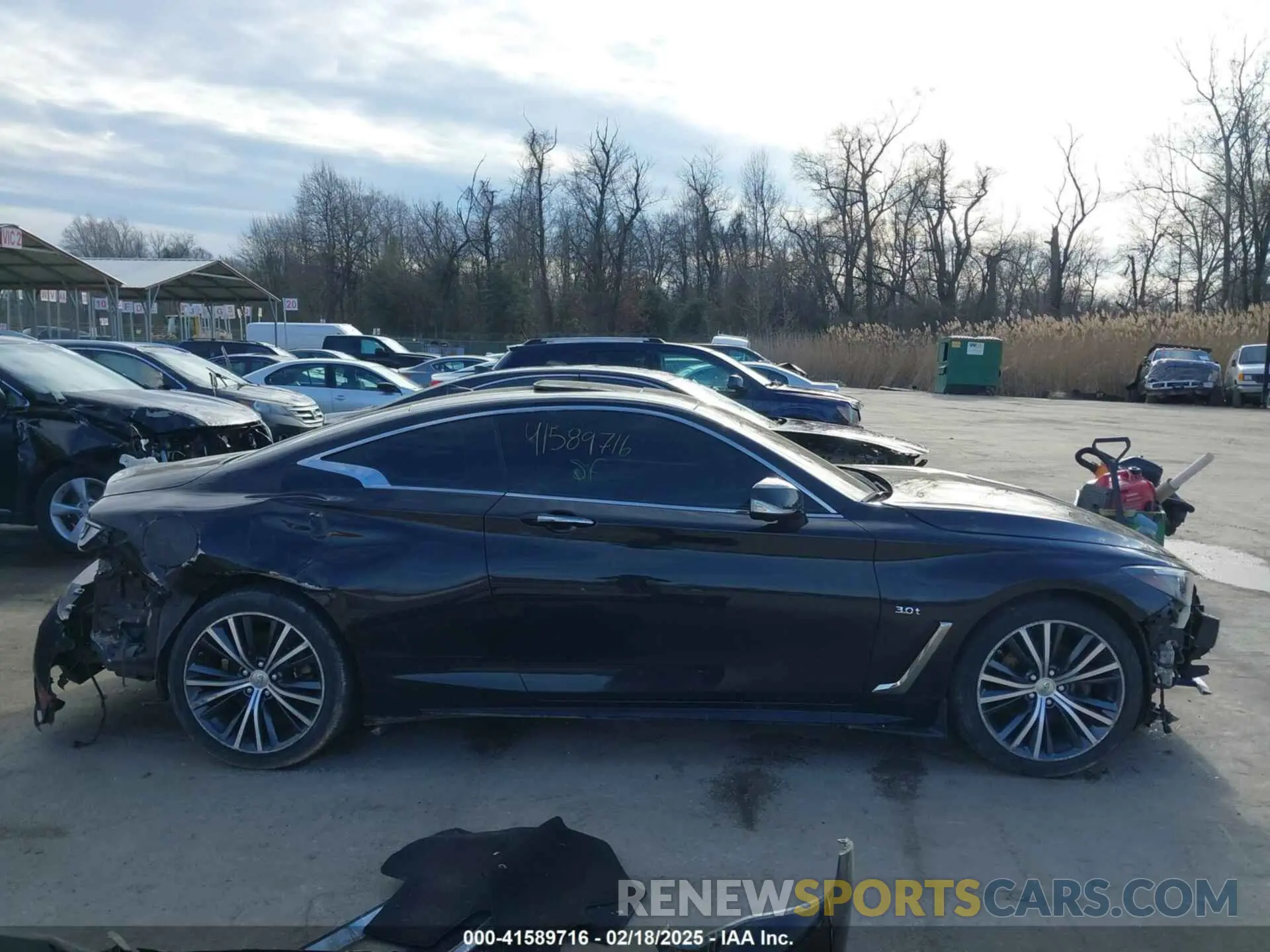 14 Photograph of a damaged car JN1EV7EL0KM291021 INFINITI Q60 2019