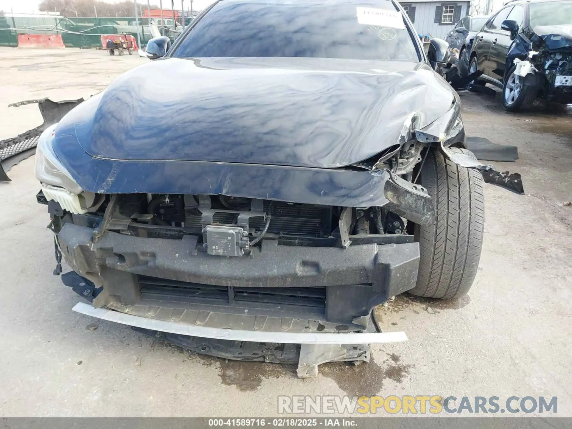 6 Photograph of a damaged car JN1EV7EL0KM291021 INFINITI Q60 2019