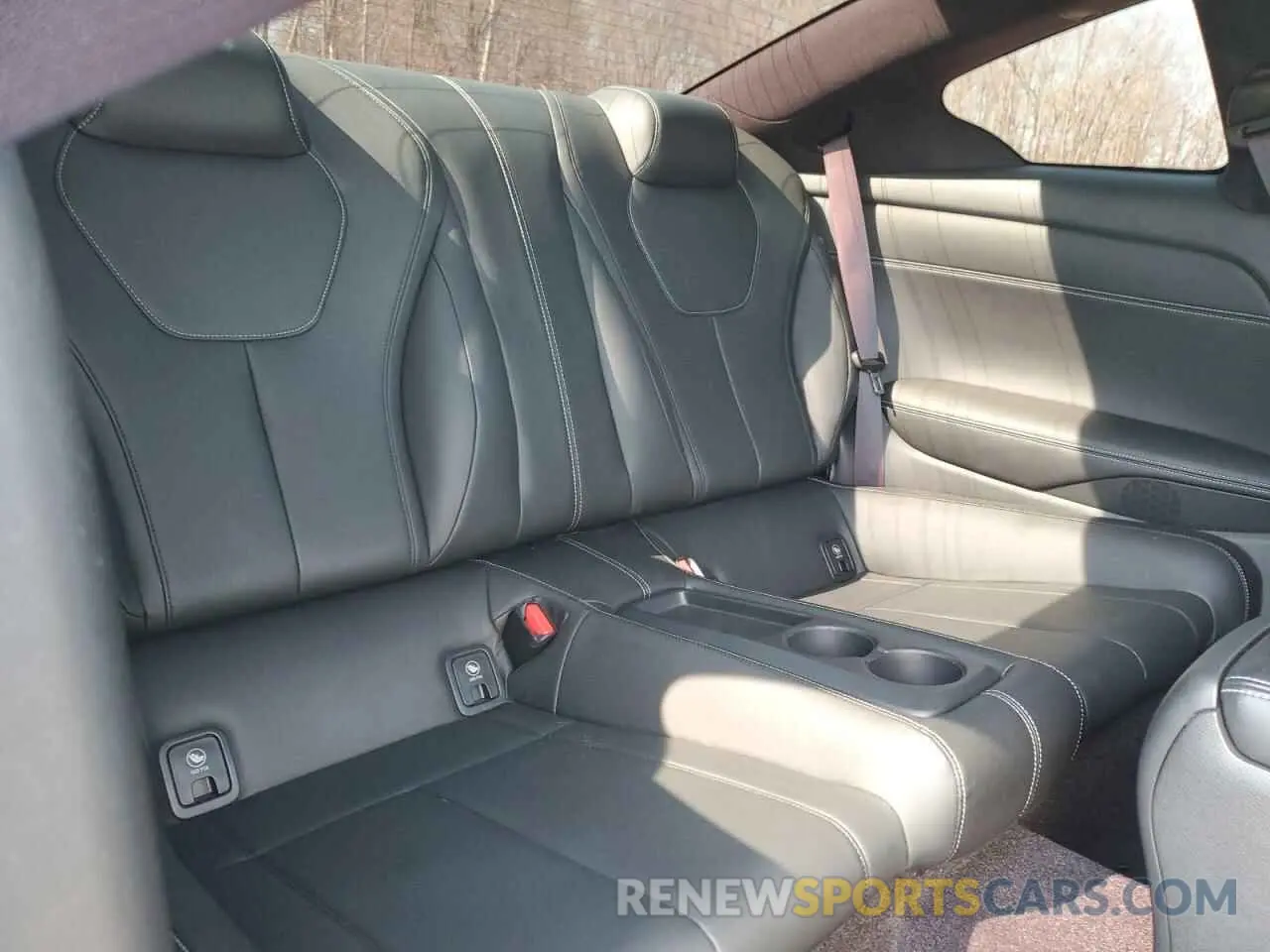 11 Photograph of a damaged car JN1EV7EL0KM291441 INFINITI Q60 2019