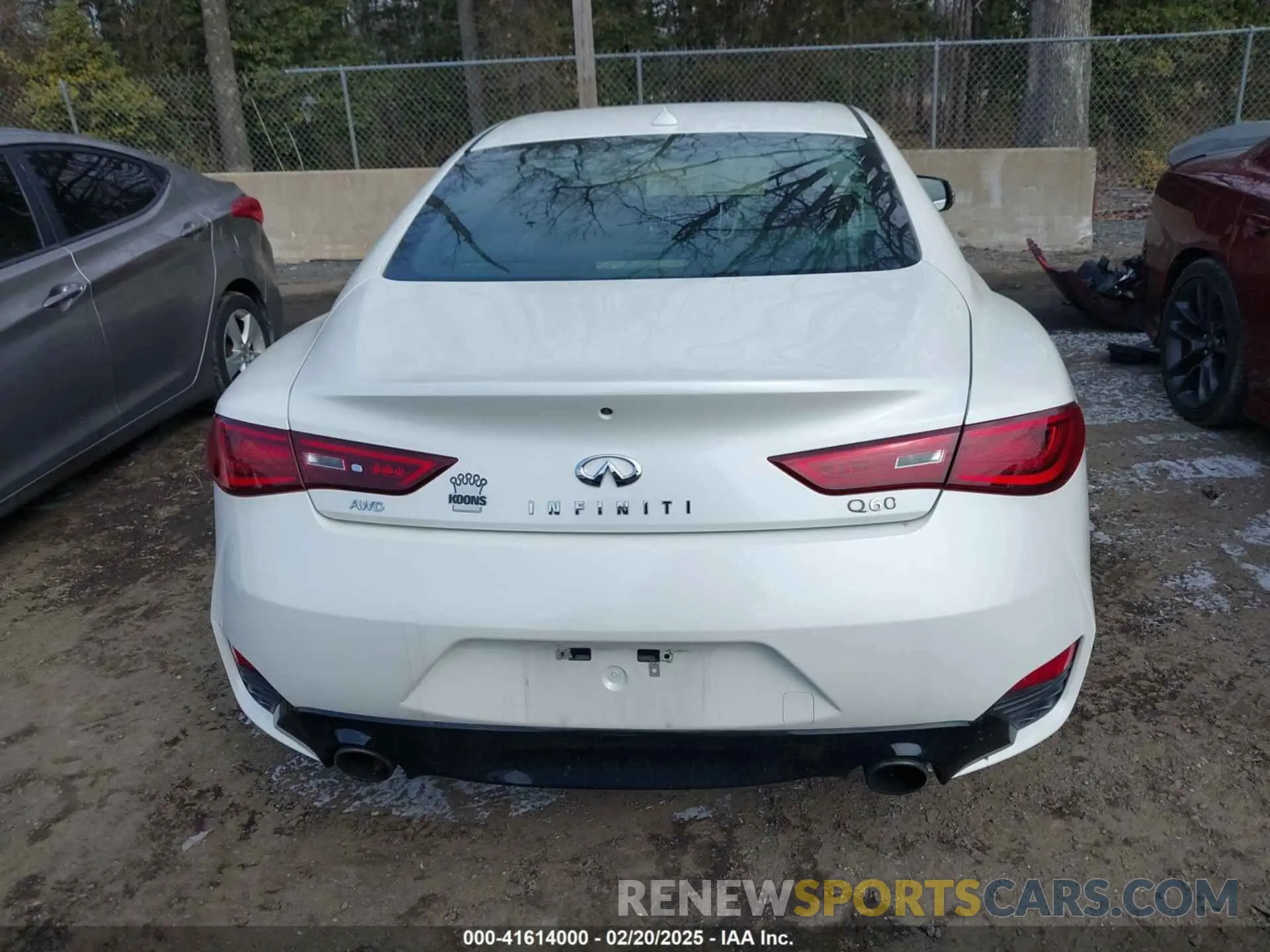 15 Photograph of a damaged car JN1EV7ELXKM290815 INFINITI Q60 2019
