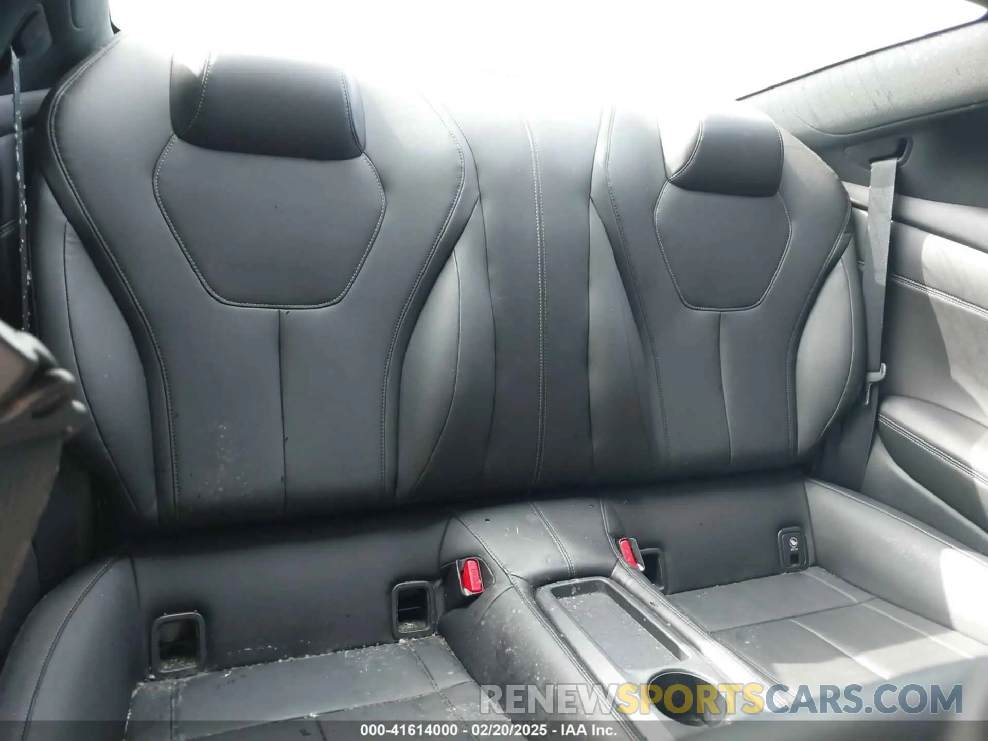 8 Photograph of a damaged car JN1EV7ELXKM290815 INFINITI Q60 2019
