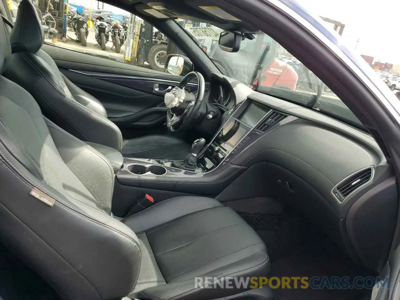 10 Photograph of a damaged car JN1FV7EK0KM360382 INFINITI Q60 2019