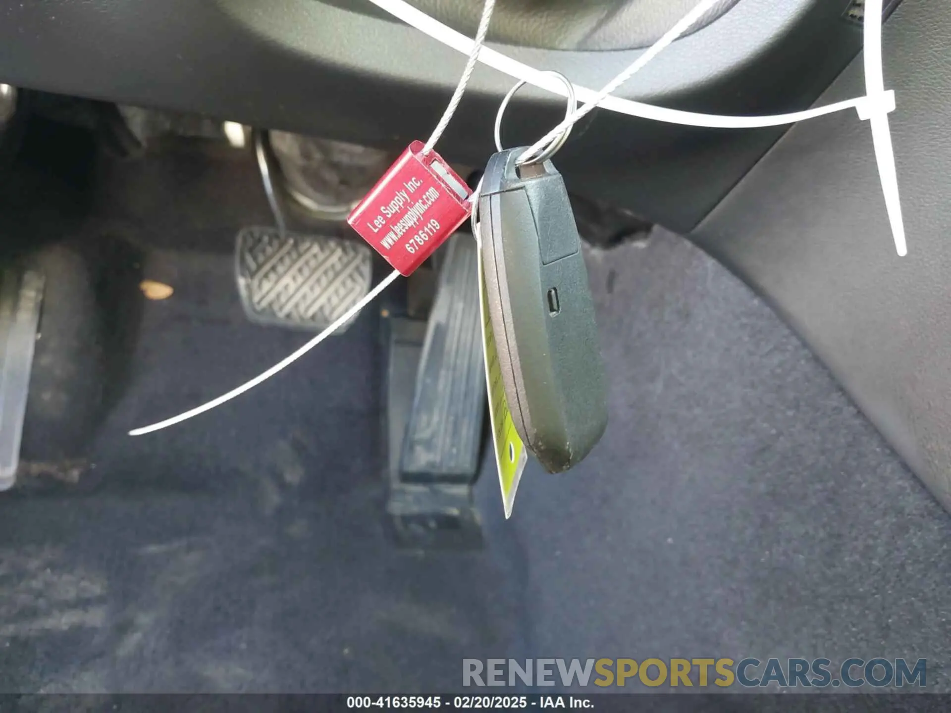 11 Photograph of a damaged car JN1EV7EK0LM341134 INFINITI Q60 2020