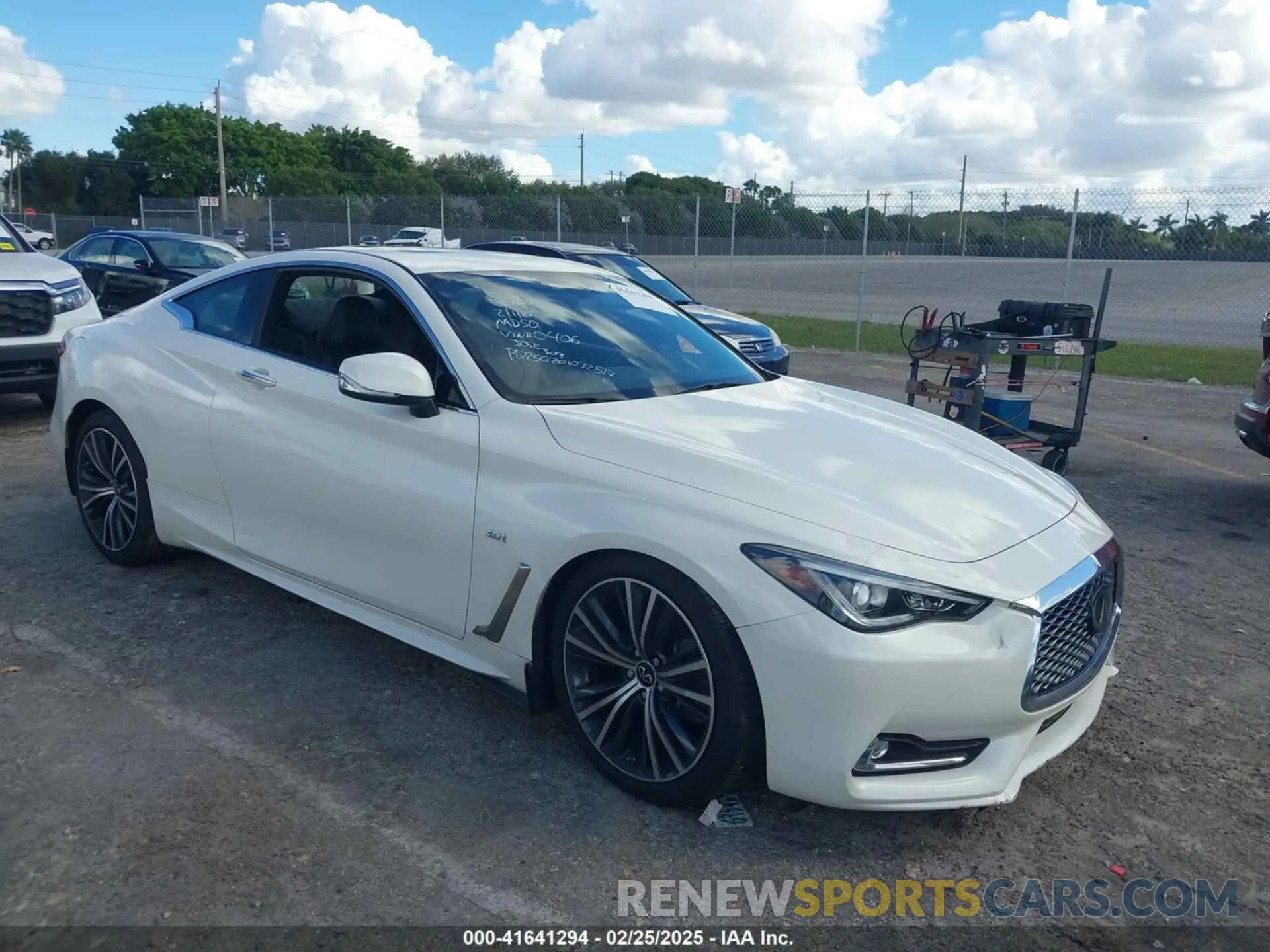 1 Photograph of a damaged car JN1EV7EK2LM340406 INFINITI Q60 2020