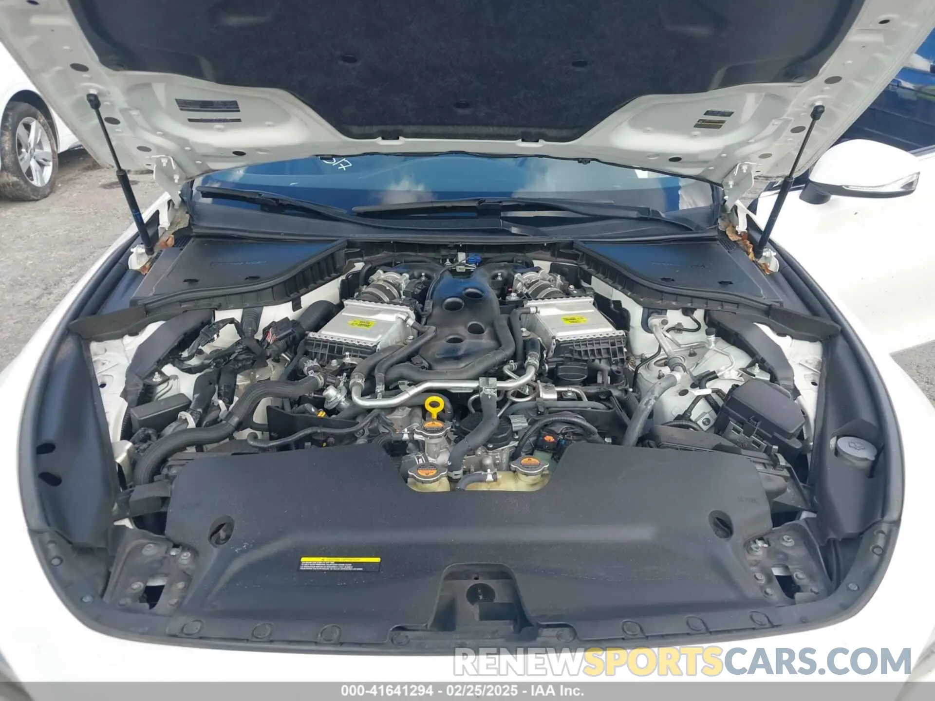 10 Photograph of a damaged car JN1EV7EK2LM340406 INFINITI Q60 2020