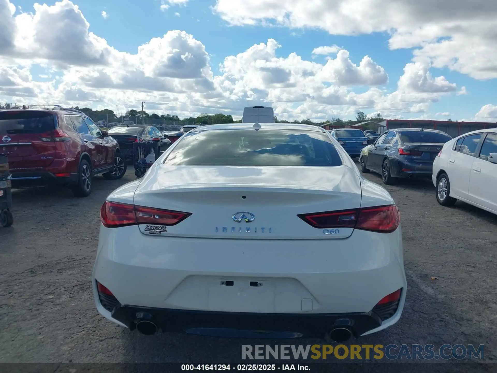 16 Photograph of a damaged car JN1EV7EK2LM340406 INFINITI Q60 2020