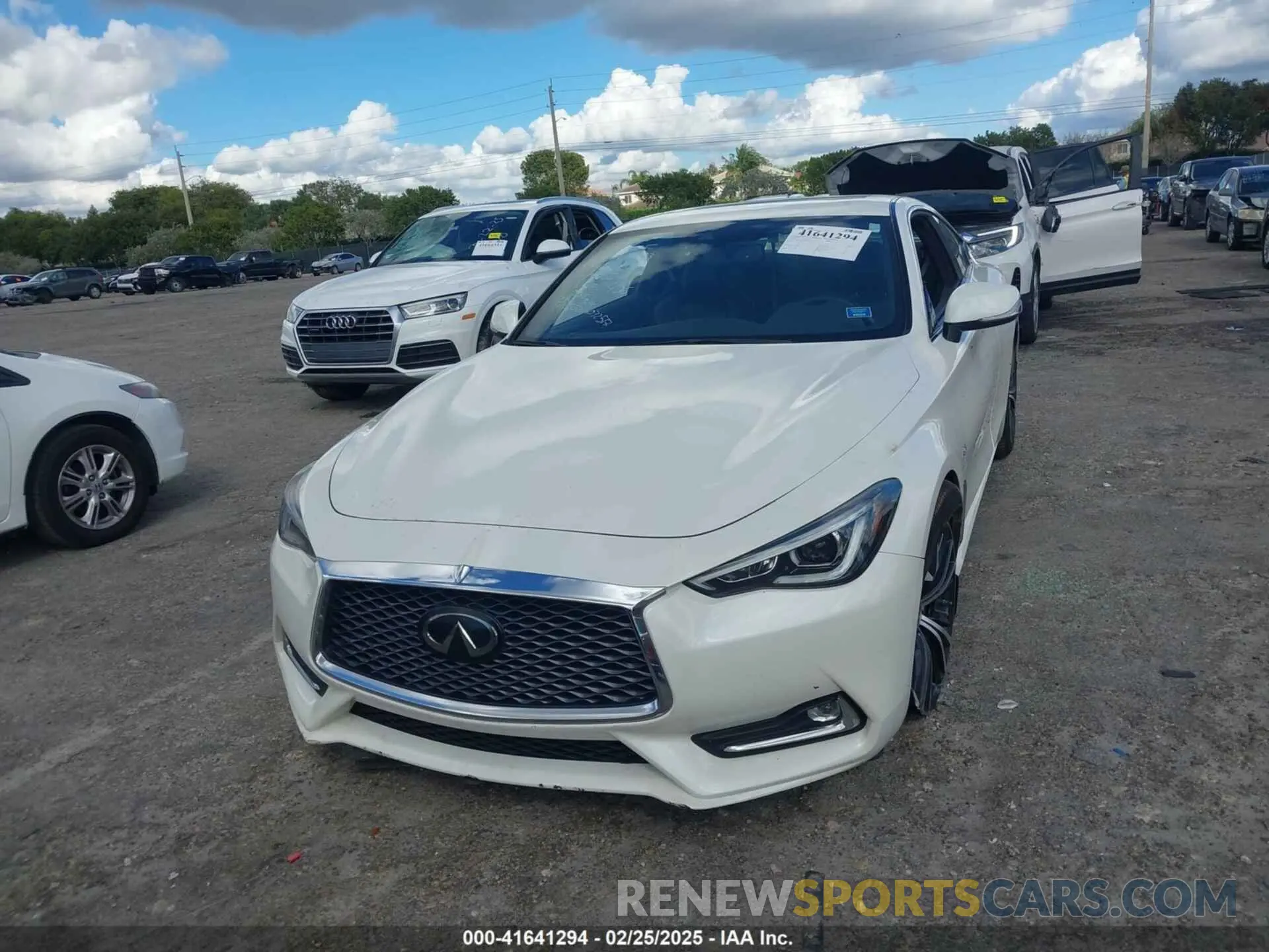 6 Photograph of a damaged car JN1EV7EK2LM340406 INFINITI Q60 2020