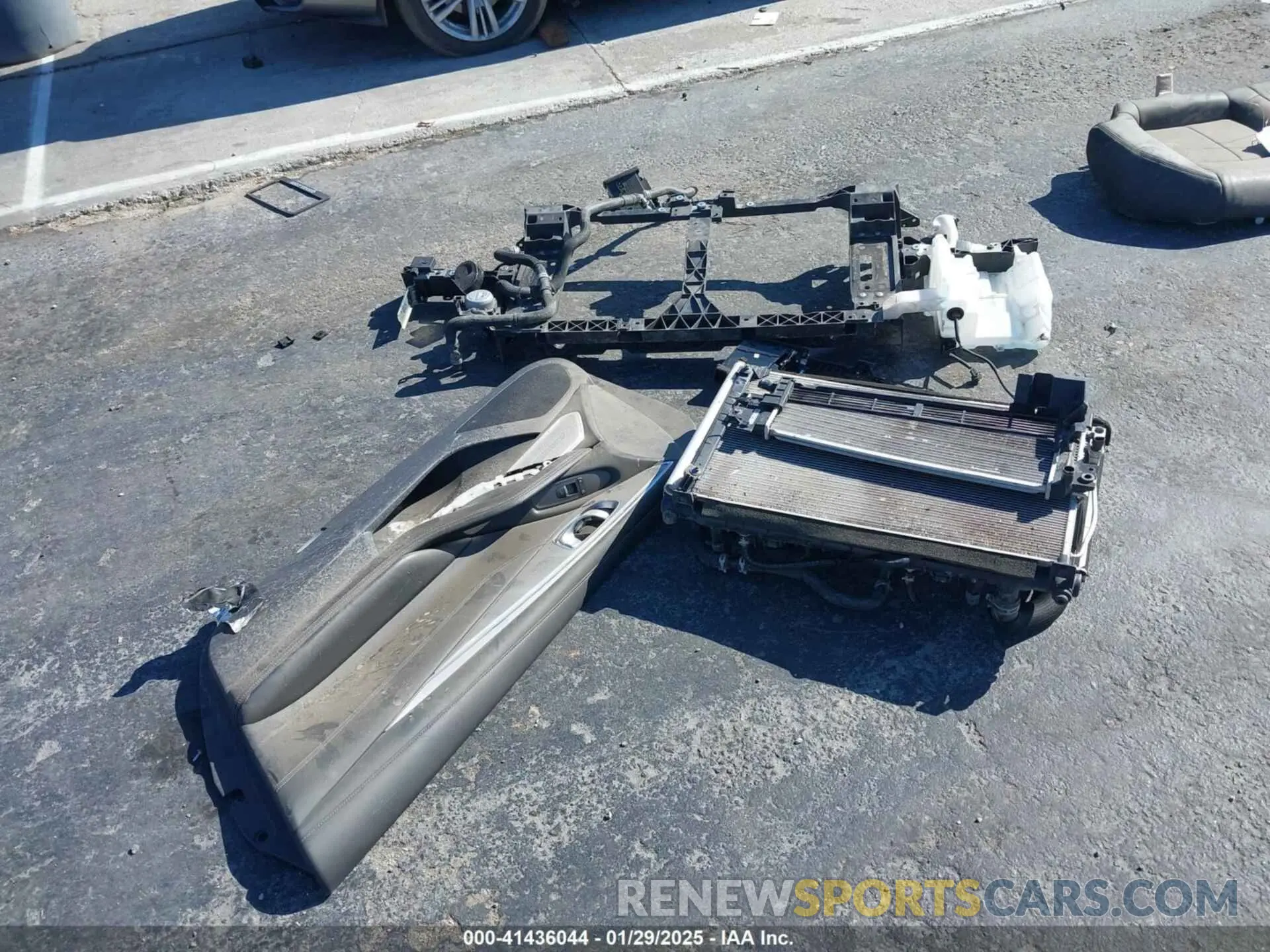 11 Photograph of a damaged car JN1EV7EK2LM341099 INFINITI Q60 2020