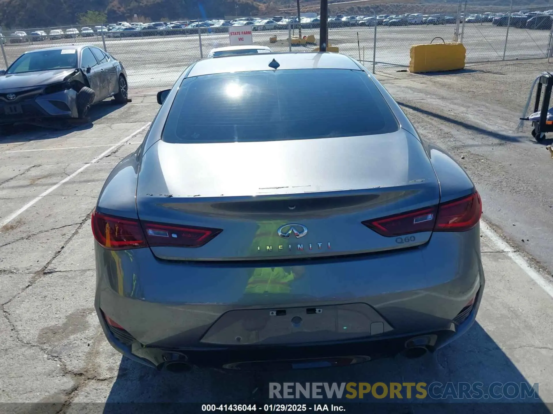 16 Photograph of a damaged car JN1EV7EK2LM341099 INFINITI Q60 2020