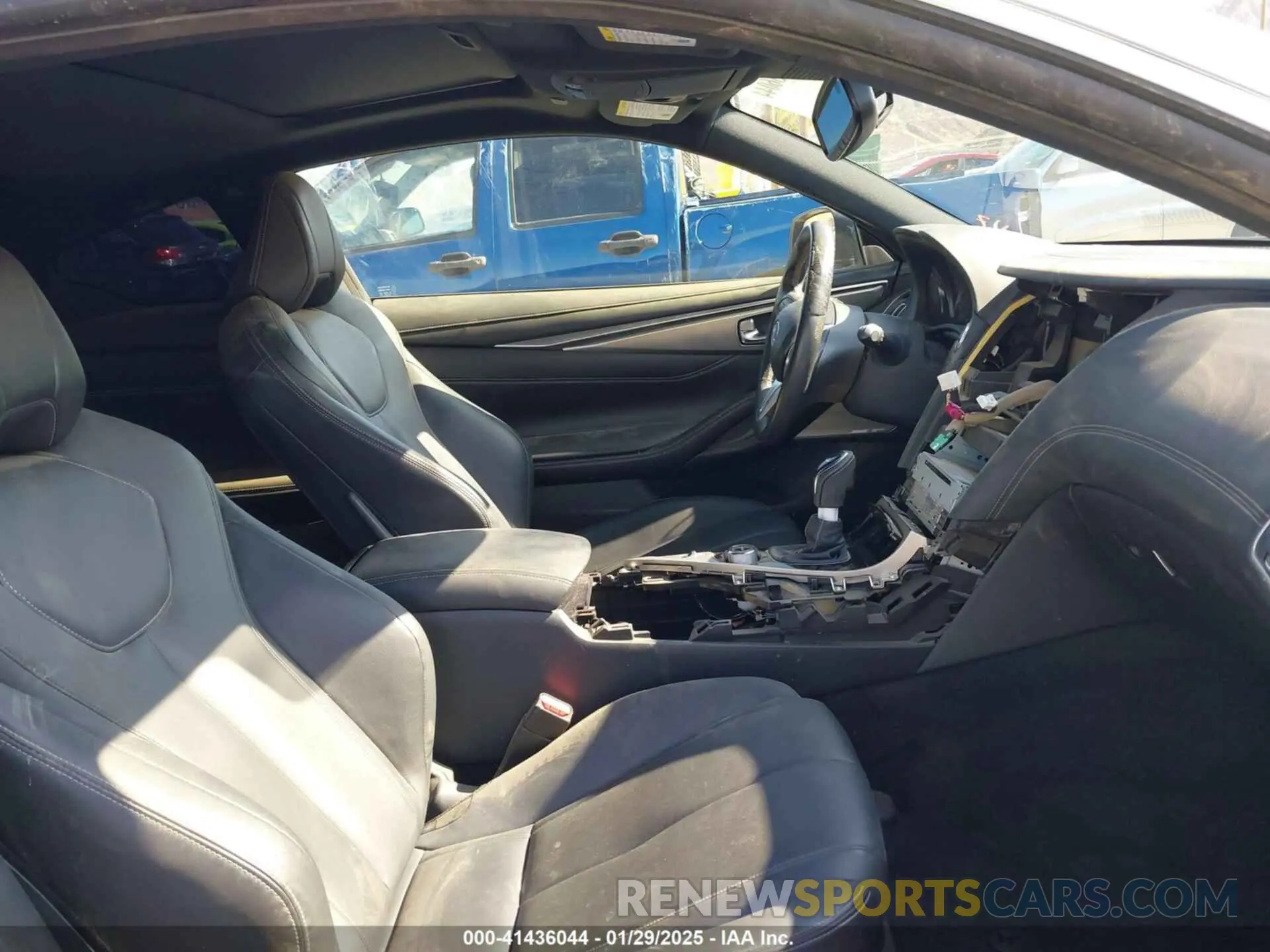 5 Photograph of a damaged car JN1EV7EK2LM341099 INFINITI Q60 2020