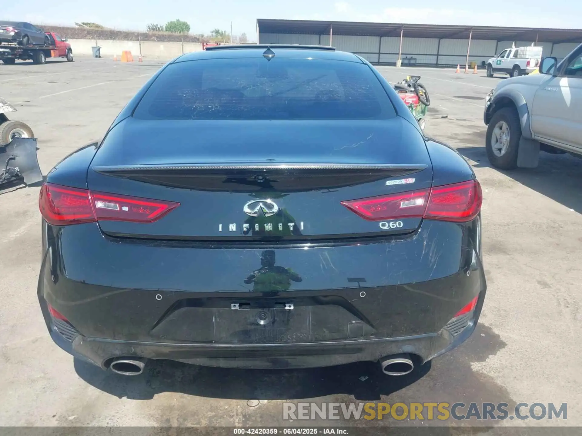 16 Photograph of a damaged car JN1EV7EK5LM340657 INFINITI Q60 2020
