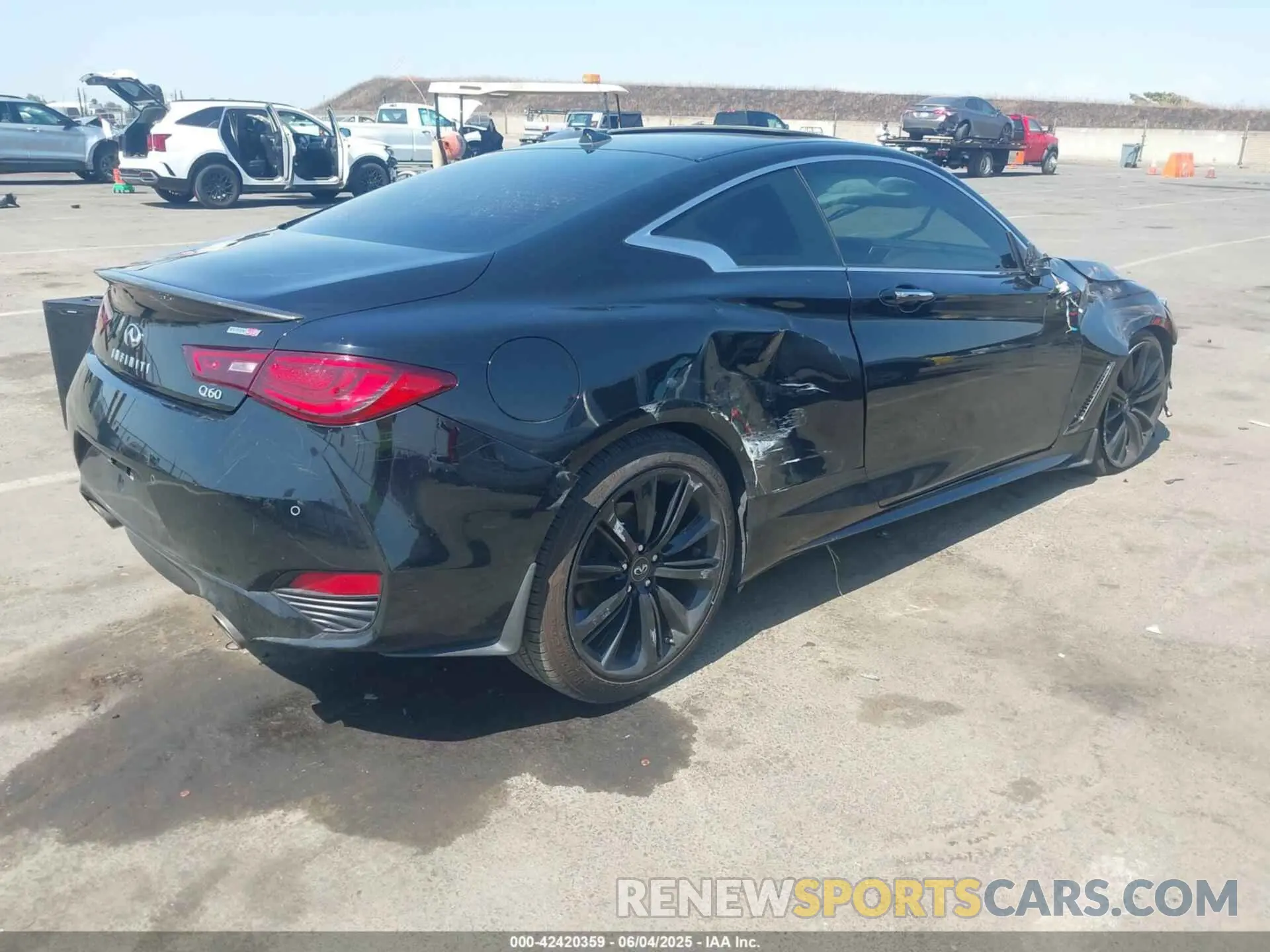 4 Photograph of a damaged car JN1EV7EK5LM340657 INFINITI Q60 2020
