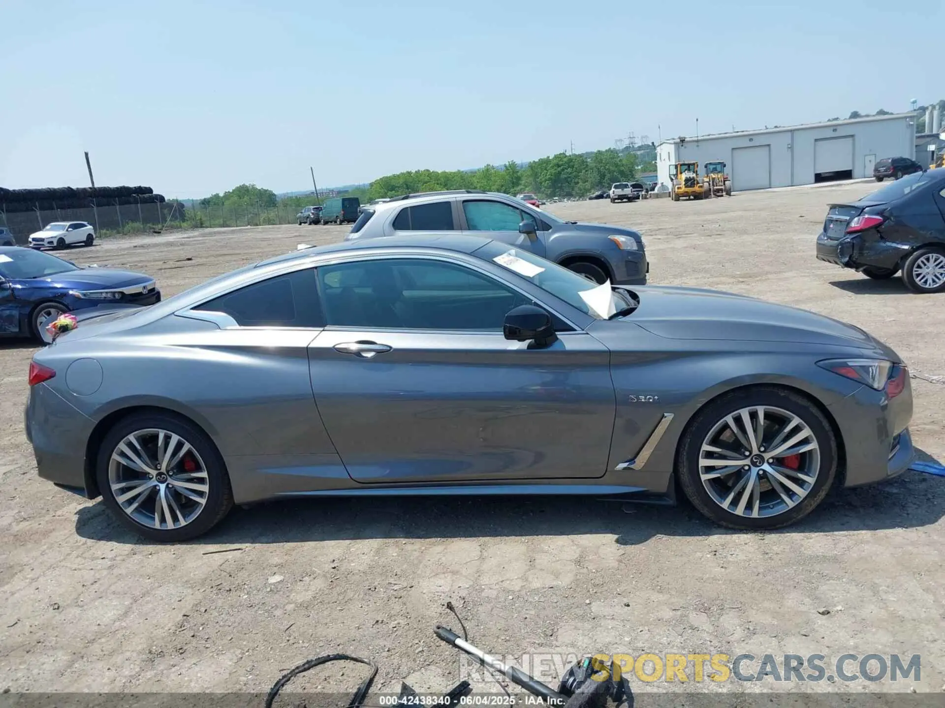13 Photograph of a damaged car JN1FV7EL5LM460178 INFINITI Q60 2020