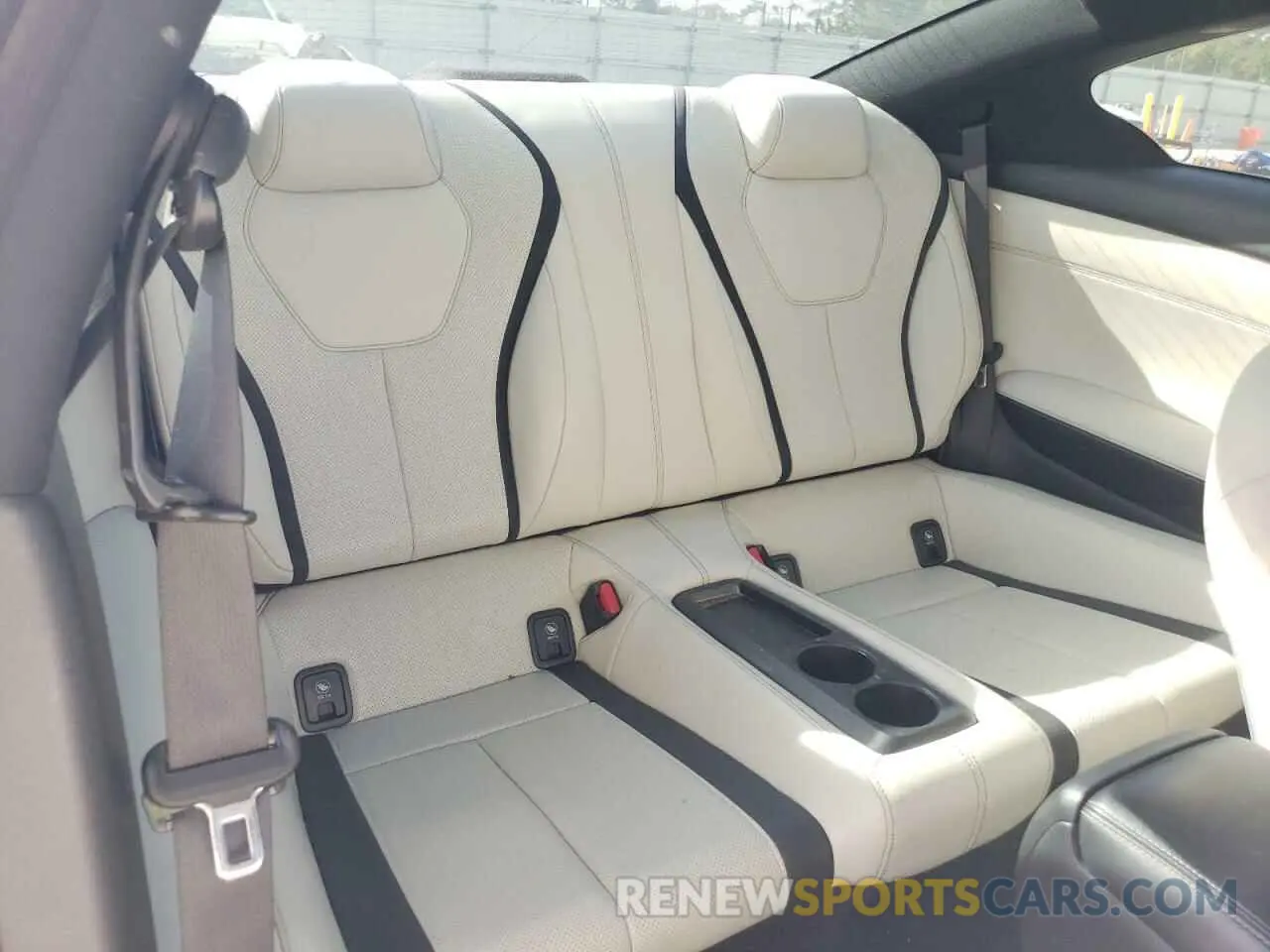 10 Photograph of a damaged car JN1EV7KK0MM410099 INFINITI Q60 2021