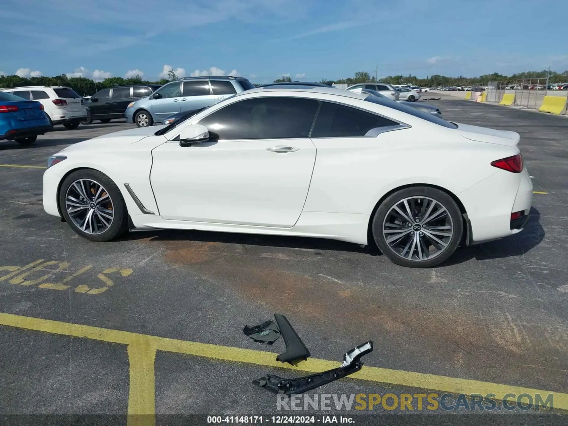 13 Photograph of a damaged car JN1EV7KK1MM410712 INFINITI Q60 2021