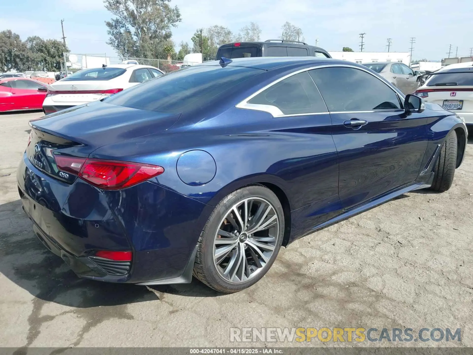 4 Photograph of a damaged car JN1EV7KK7MM411041 INFINITI Q60 2021