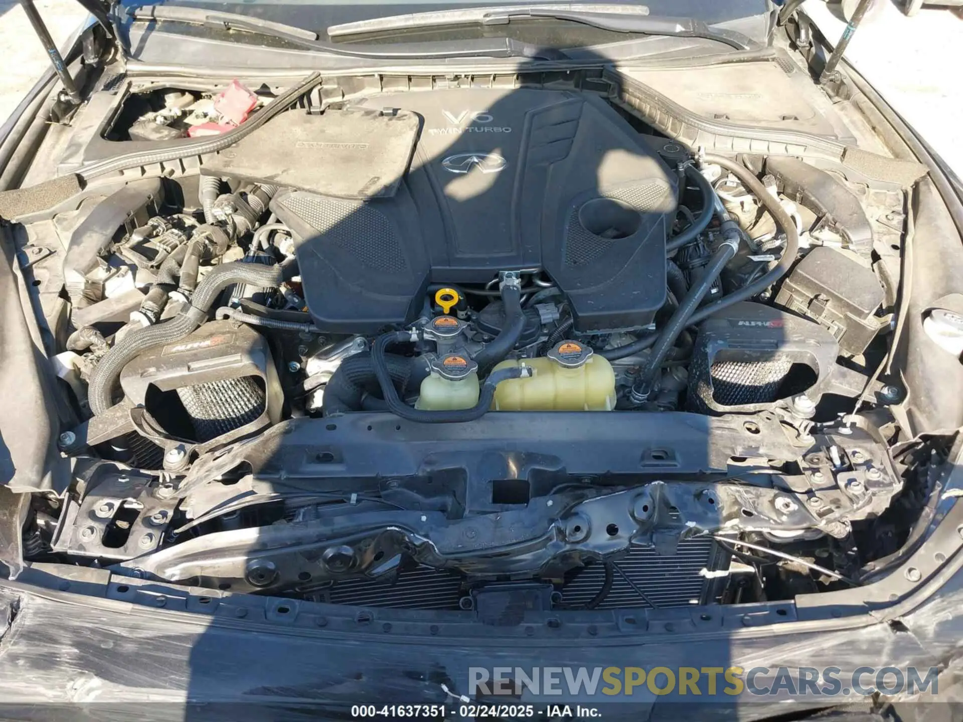 10 Photograph of a damaged car JN1EV7KK2NM600262 INFINITI Q60 2022