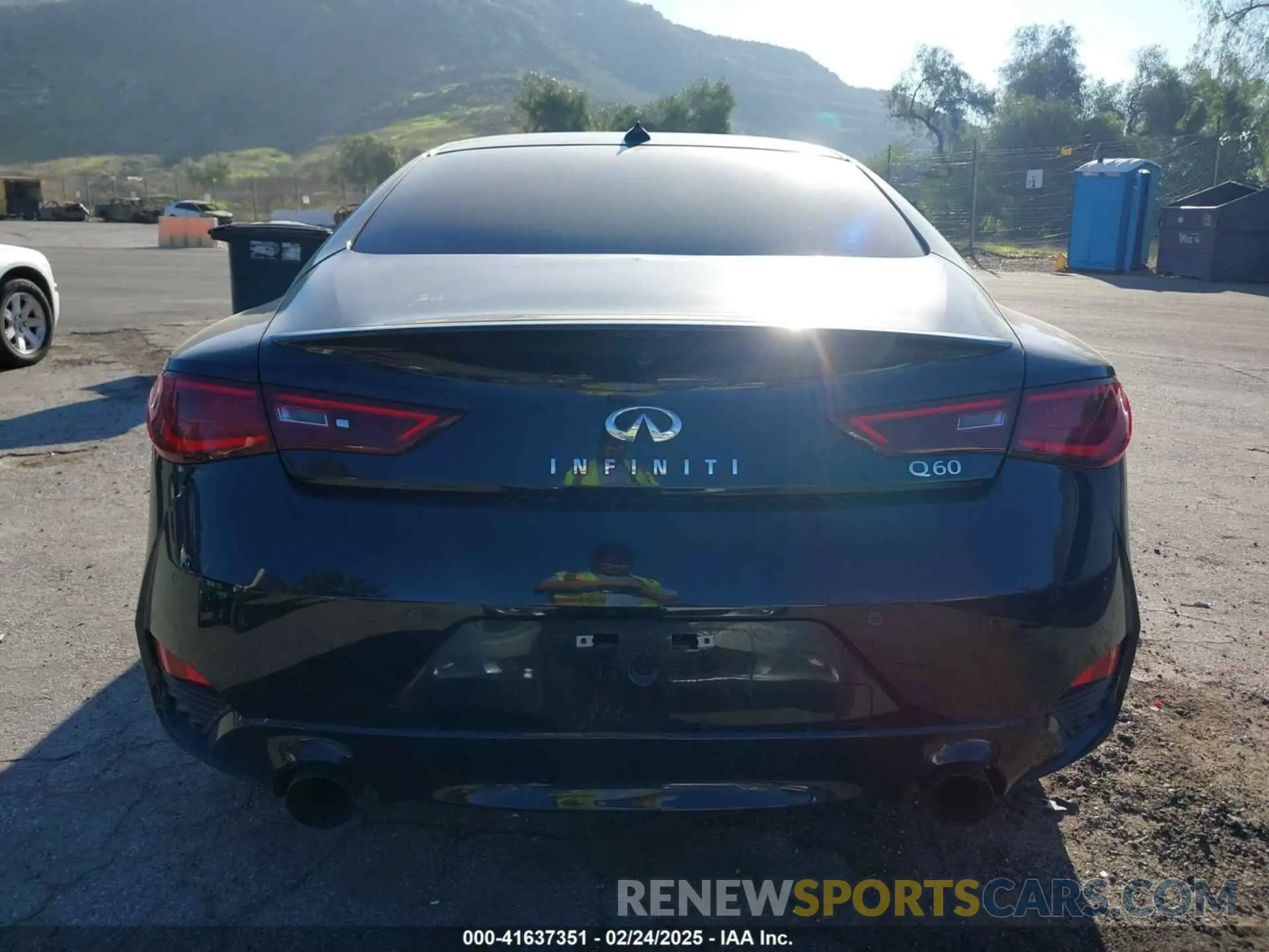 16 Photograph of a damaged car JN1EV7KK2NM600262 INFINITI Q60 2022