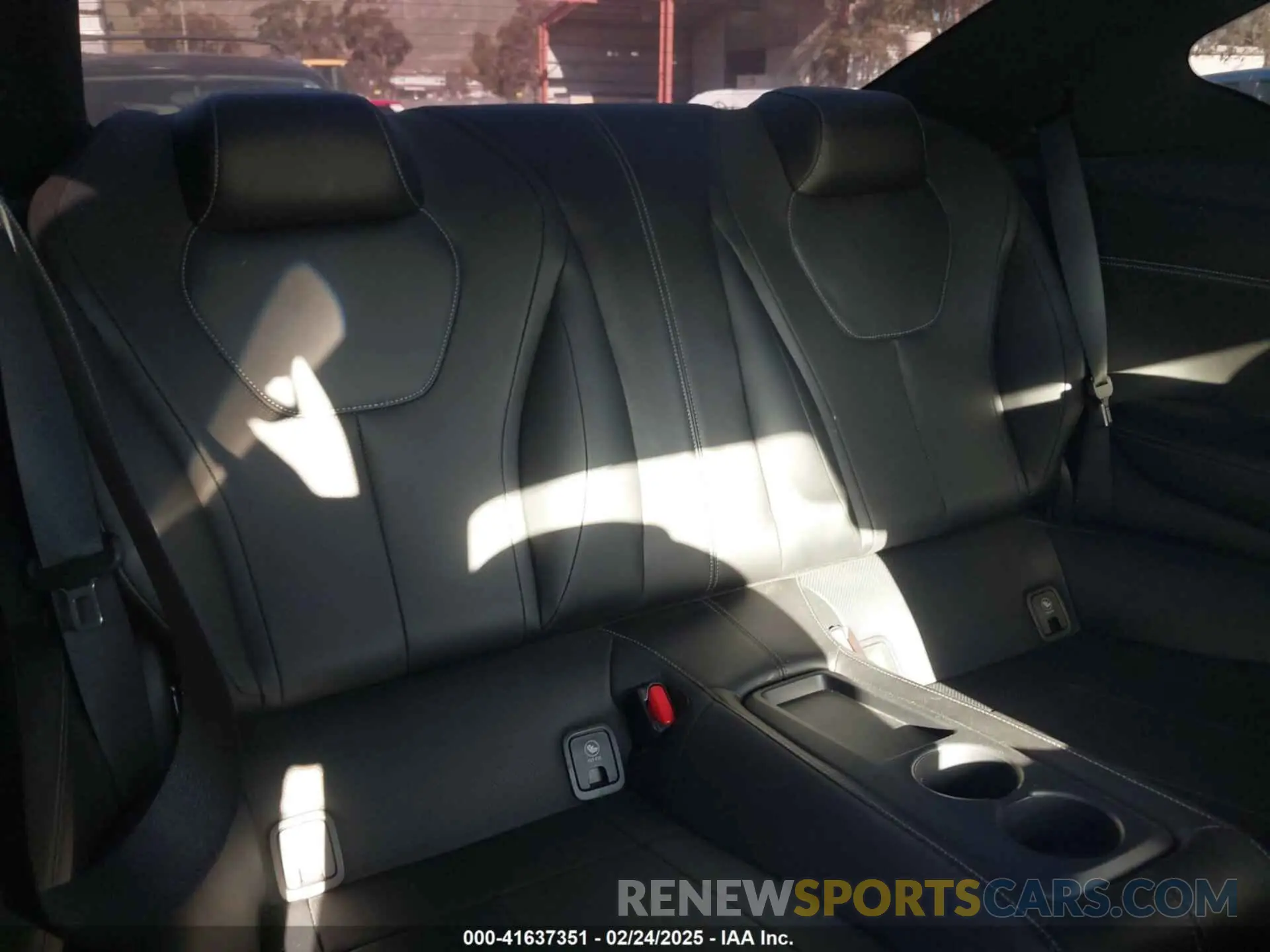 8 Photograph of a damaged car JN1EV7KK2NM600262 INFINITI Q60 2022