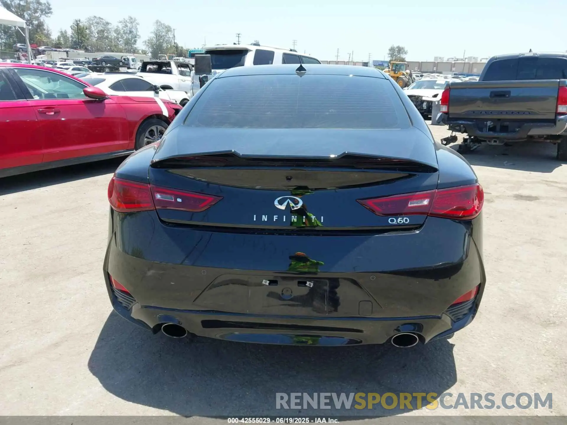 16 Photograph of a damaged car JN1EV7KK4NM600814 INFINITI Q60 2022