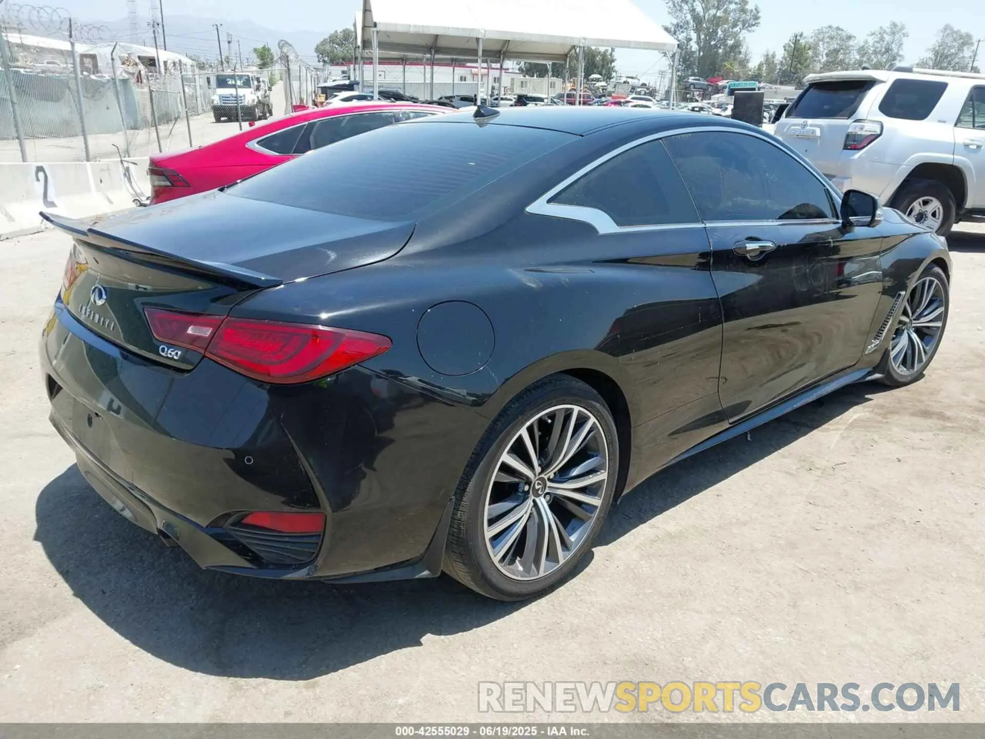4 Photograph of a damaged car JN1EV7KK4NM600814 INFINITI Q60 2022