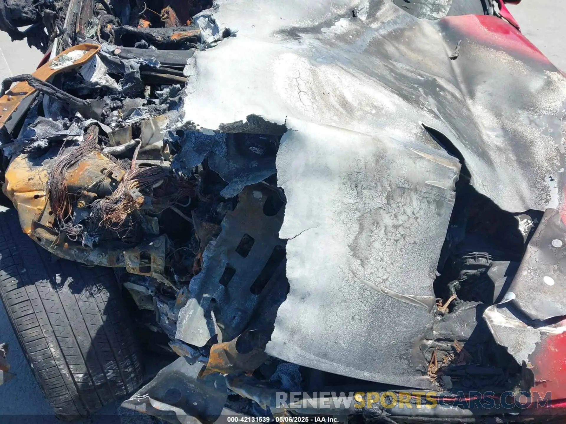 10 Photograph of a damaged car JN1EV7KK8NM600900 INFINITI Q60 2022