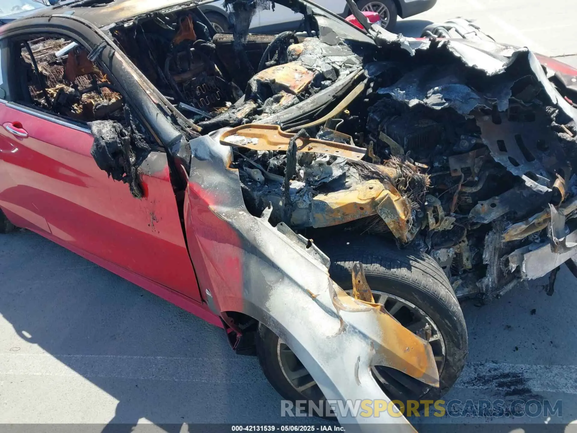 6 Photograph of a damaged car JN1EV7KK8NM600900 INFINITI Q60 2022