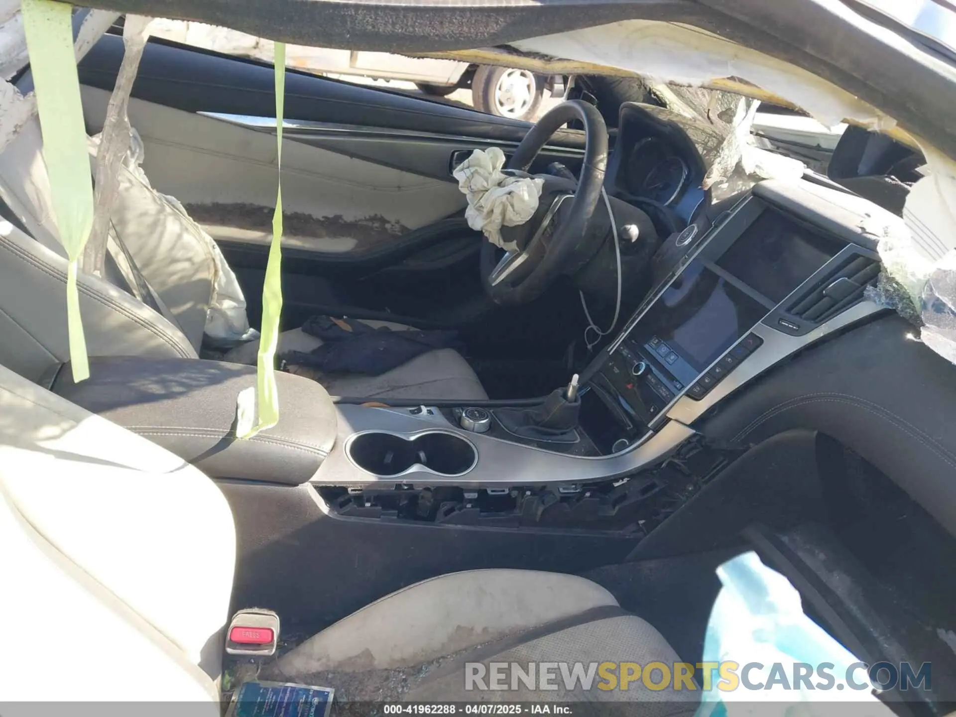 5 Photograph of a damaged car JN1EV7KLXNM630151 INFINITI Q60 2022
