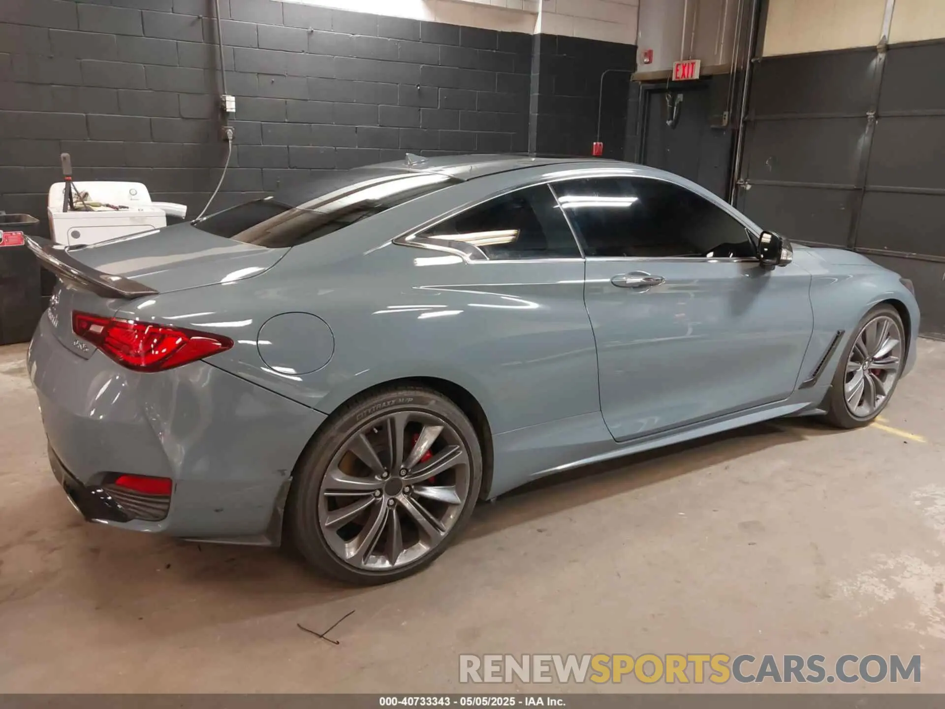 4 Photograph of a damaged car JN1FV7LL4NM681132 INFINITI Q60 2022