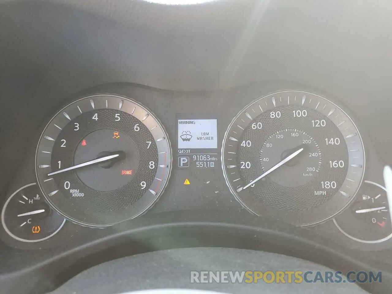 9 Photograph of a damaged car JN1BY1AP5KM505176 INFINITI Q70 2019