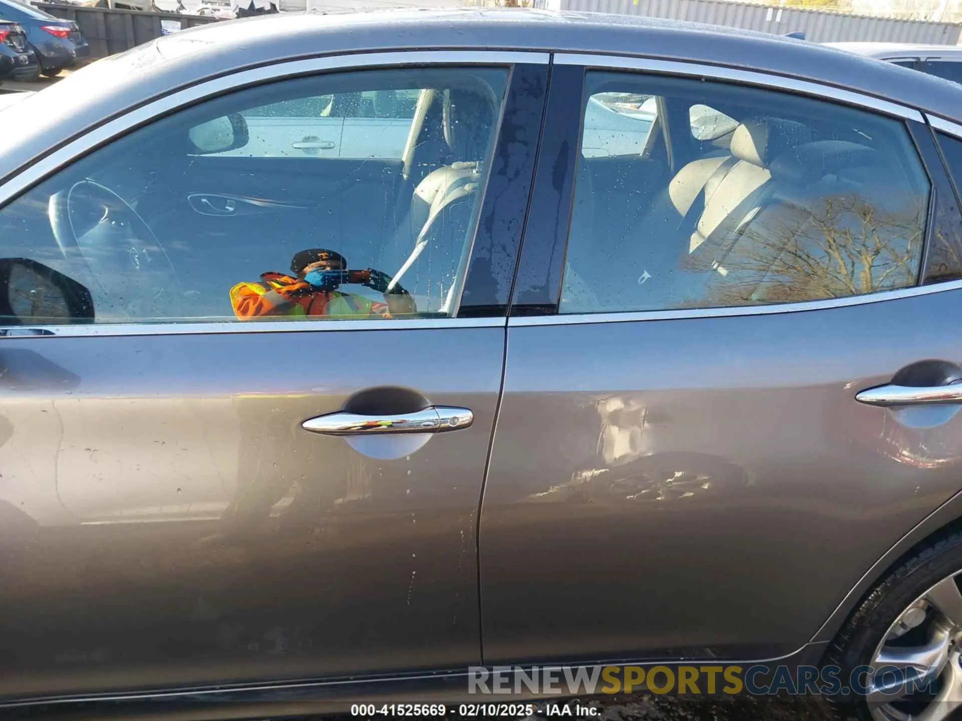 14 Photograph of a damaged car JN1BY1AR3KM585305 INFINITI Q70 2019