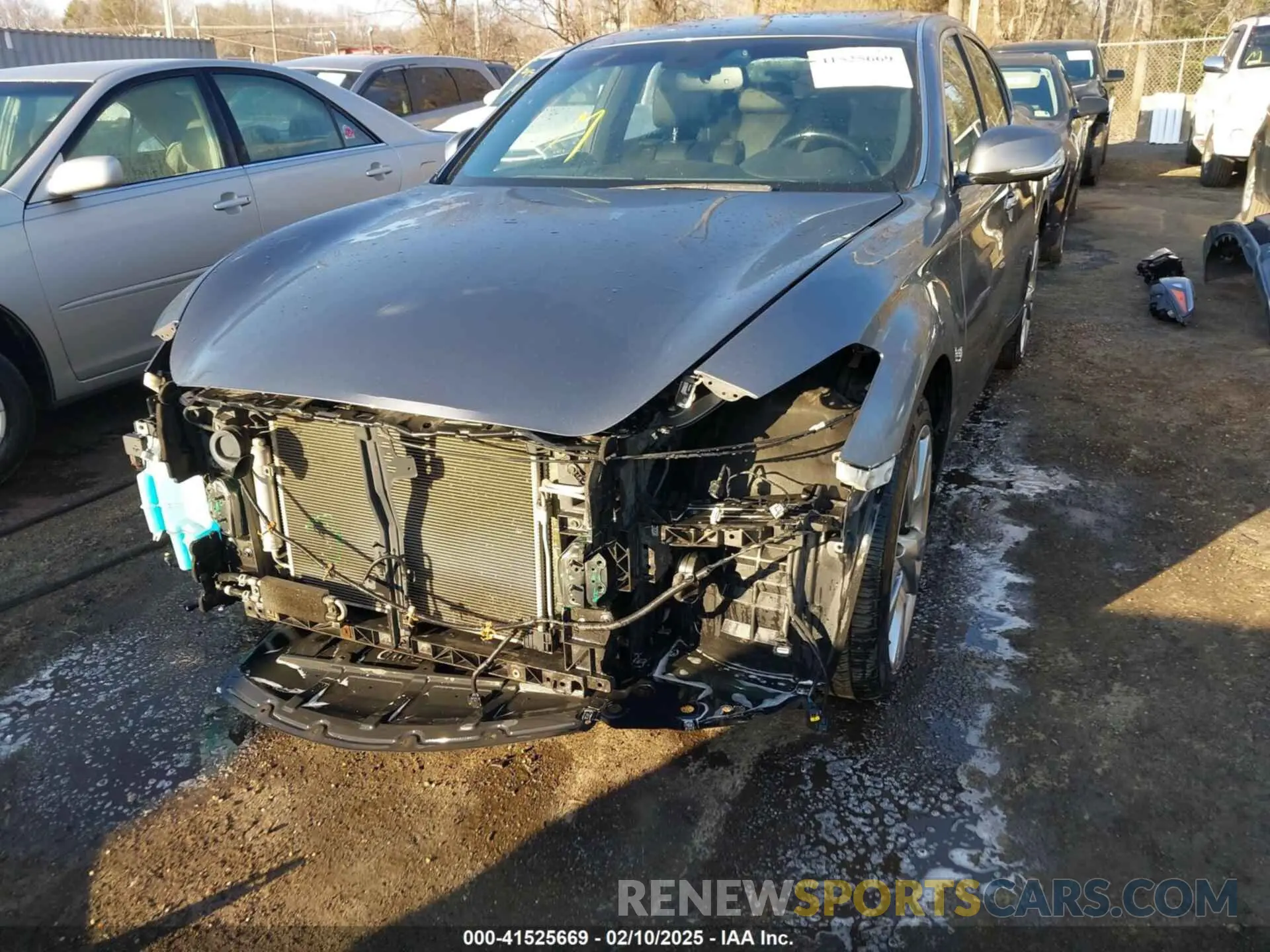 6 Photograph of a damaged car JN1BY1AR3KM585305 INFINITI Q70 2019