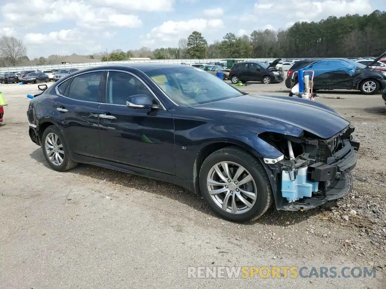4 Photograph of a damaged car JN1BY1AR3KM585742 INFINITI Q70 2019
