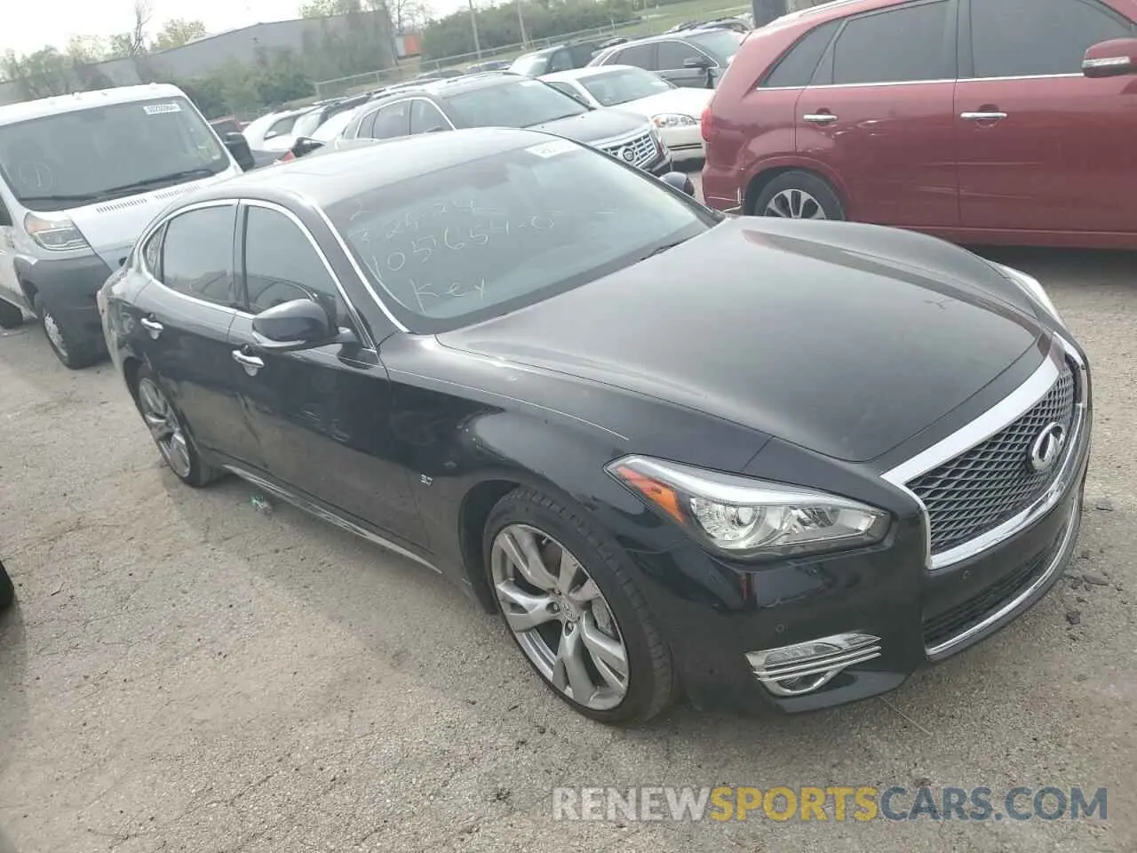 4 Photograph of a damaged car JN1BY1PP4KM685712 INFINITI Q70 2019