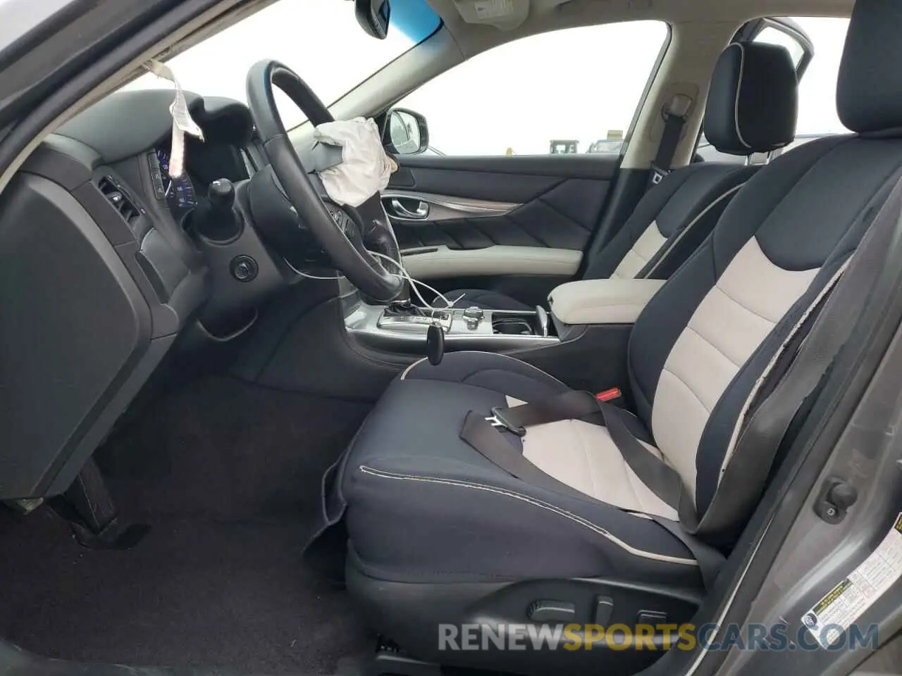 7 Photograph of a damaged car JN1BY1PP5KM685007 INFINITI Q70 2019