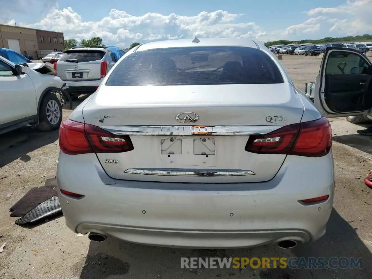 6 Photograph of a damaged car JN1BY1PR5KM725541 INFINITI Q70 2019