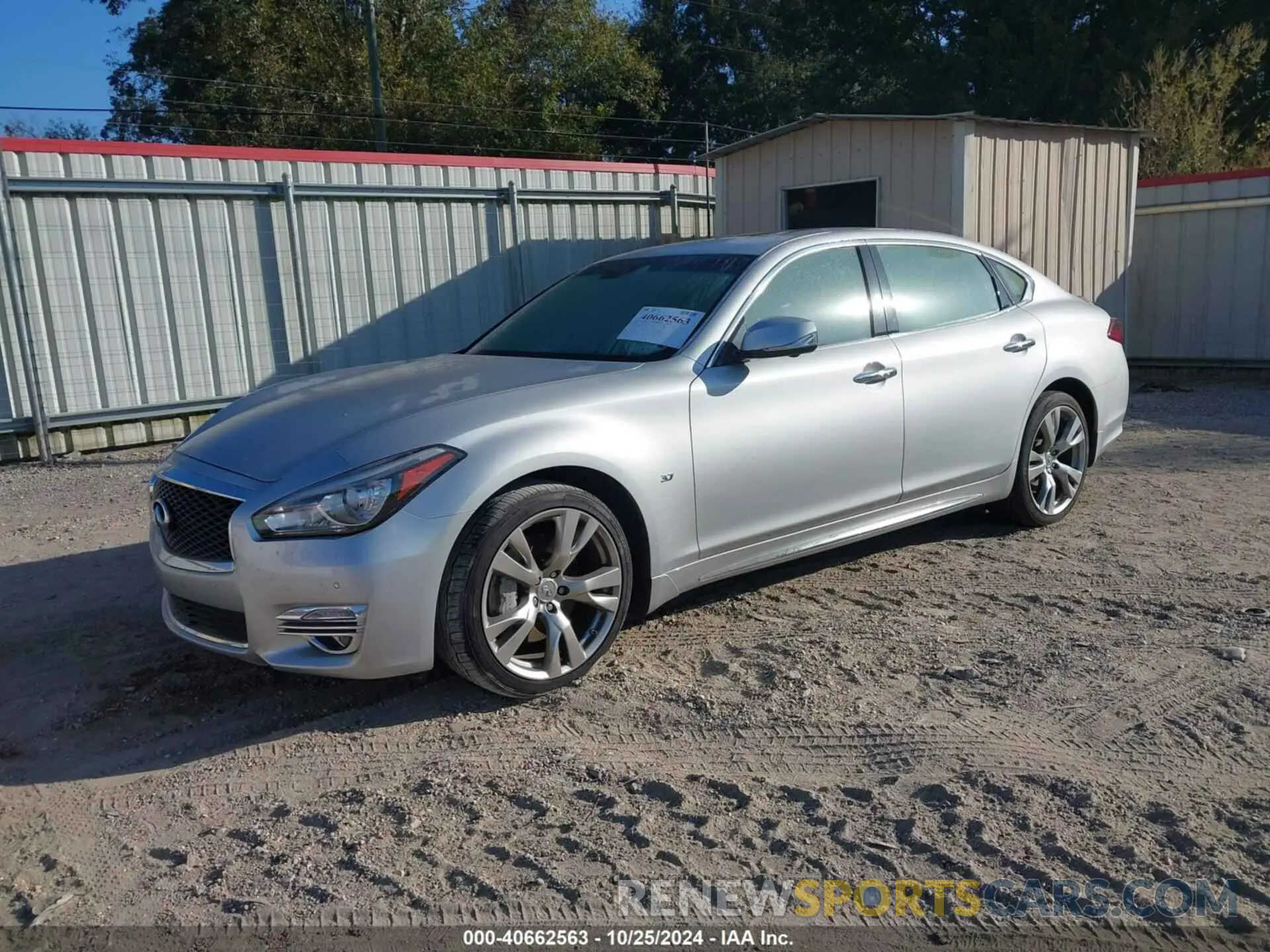 2 Photograph of a damaged car JN1BY1PP1KM685294 INFINITI Q70L 2019