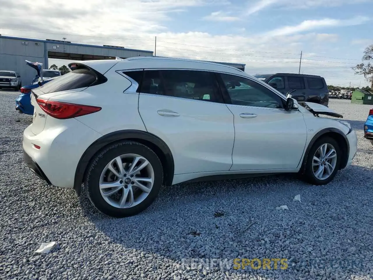 3 Photograph of a damaged car SJKCH5CP0KA011537 INFINITI QX30 2019