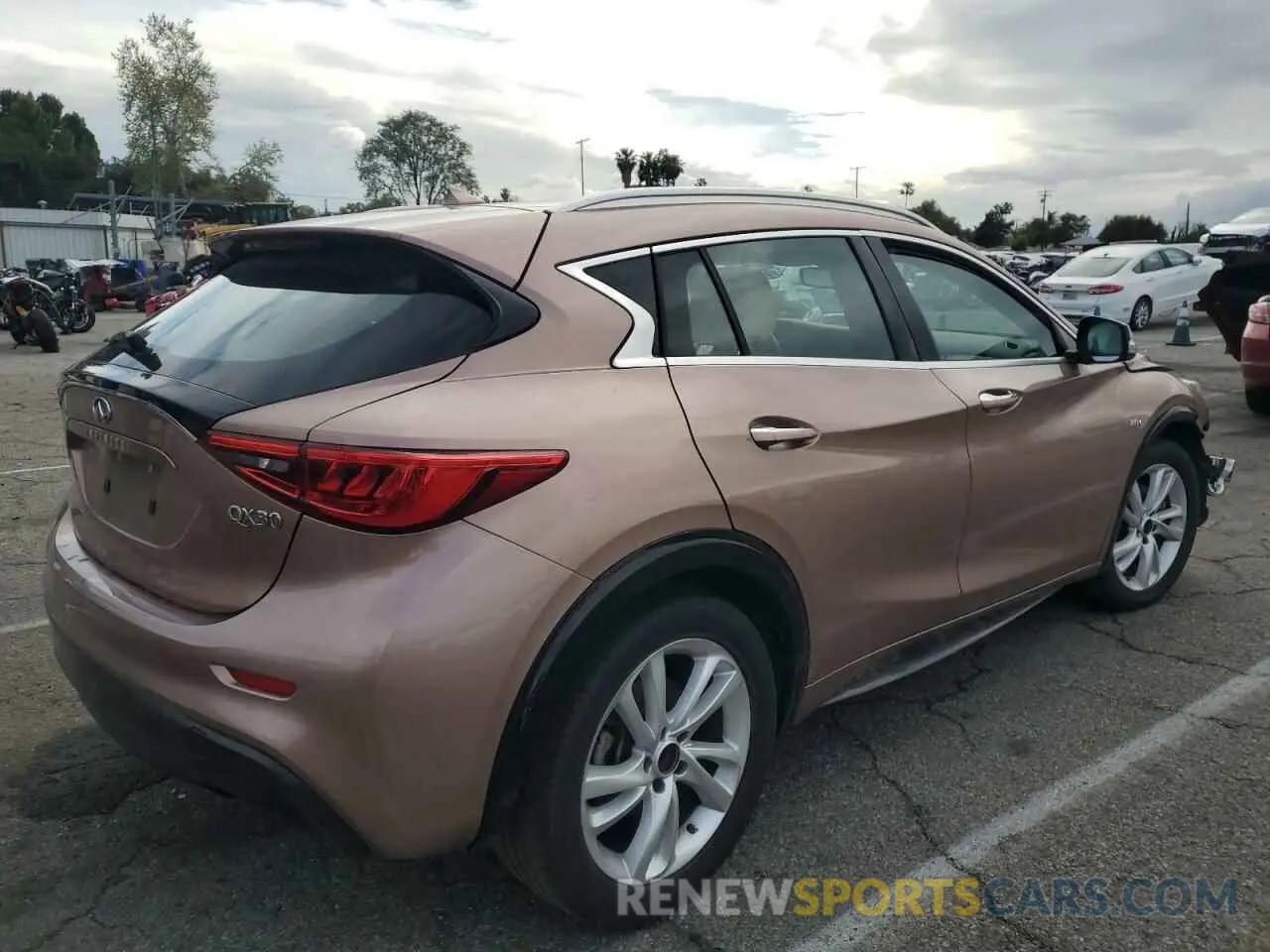 3 Photograph of a damaged car SJKCH5CP2KA009224 INFINITI QX30 2019