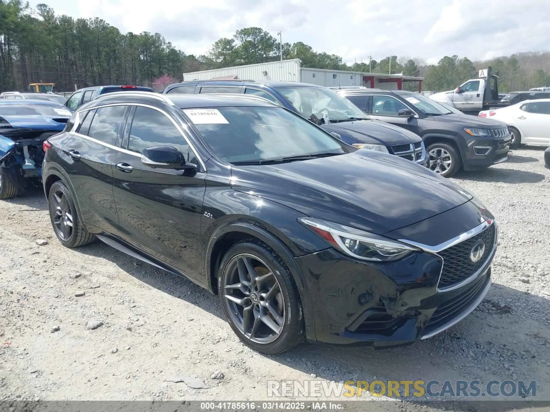 13 Photograph of a damaged car SJKCH5CP2KA010406 INFINITI QX30 2019