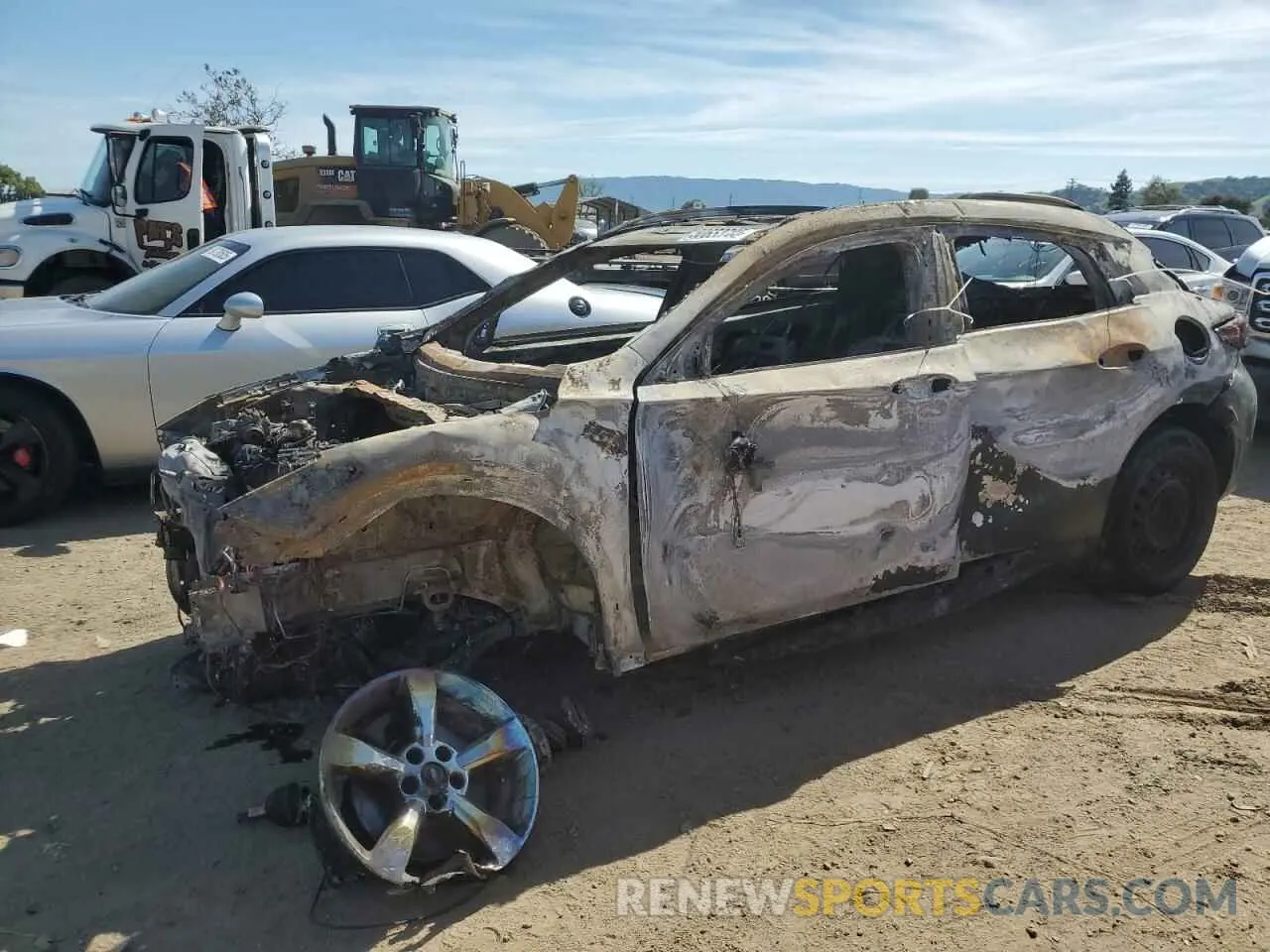 1 Photograph of a damaged car SJKCH5CP3KA010916 INFINITI QX30 2019