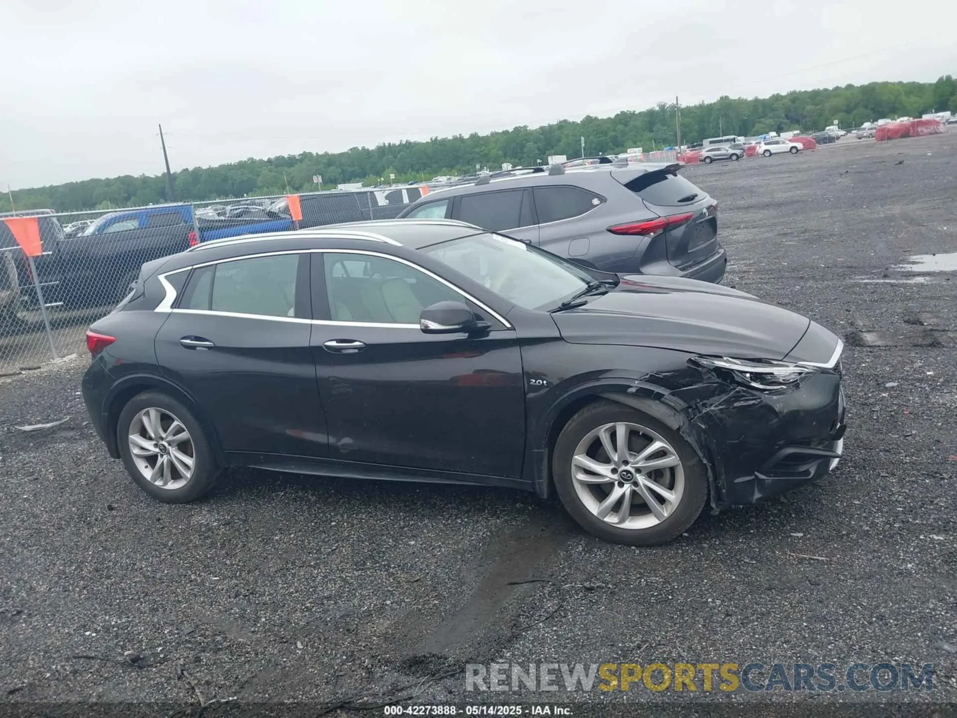 13 Photograph of a damaged car SJKCH5CP3KA011483 INFINITI QX30 2019