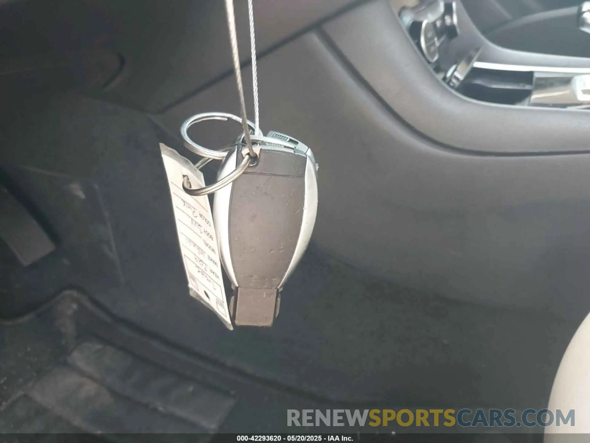 11 Photograph of a damaged car SJKCH5CP4KA008012 INFINITI QX30 2019