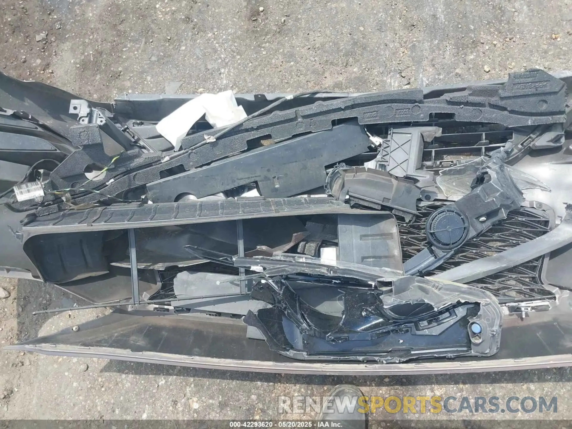 12 Photograph of a damaged car SJKCH5CP4KA008012 INFINITI QX30 2019
