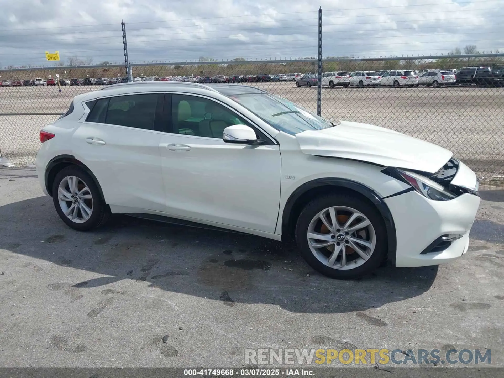 13 Photograph of a damaged car SJKCH5CP8KA010331 INFINITI QX30 2019