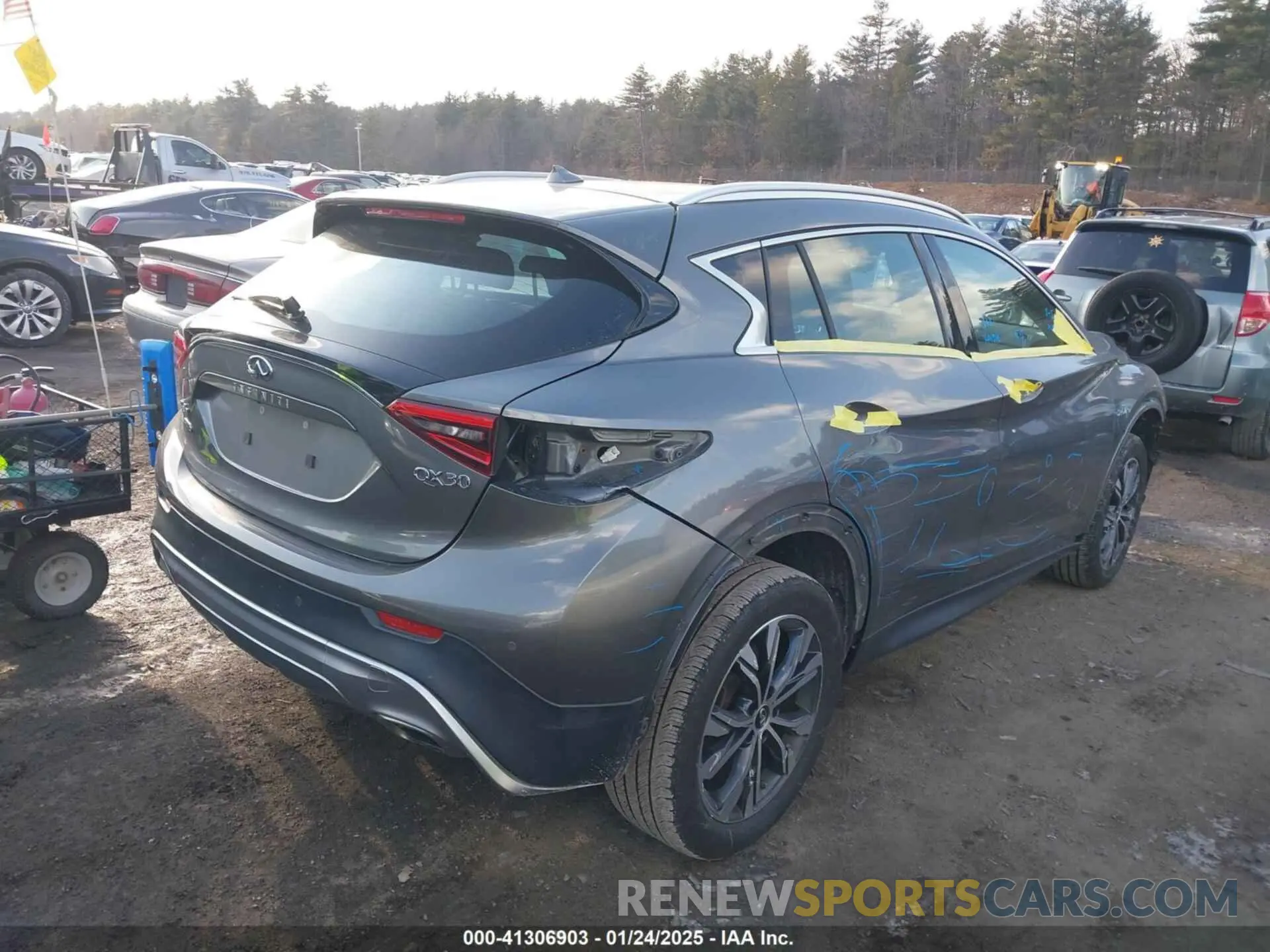4 Photograph of a damaged car SJKCH5CR0KA008896 INFINITI QX30 2019