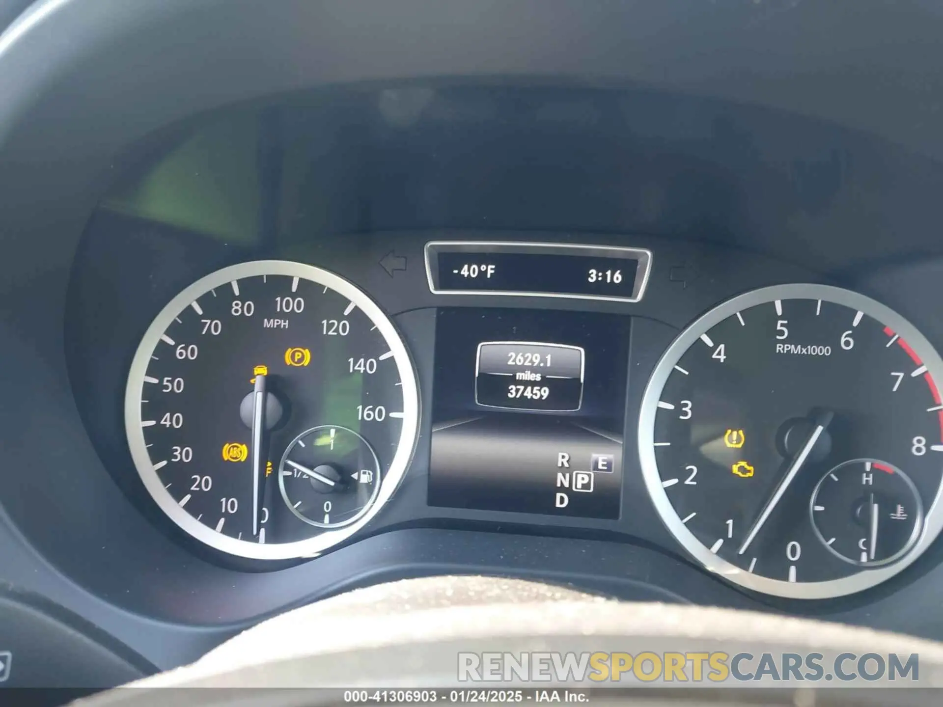 7 Photograph of a damaged car SJKCH5CR0KA008896 INFINITI QX30 2019