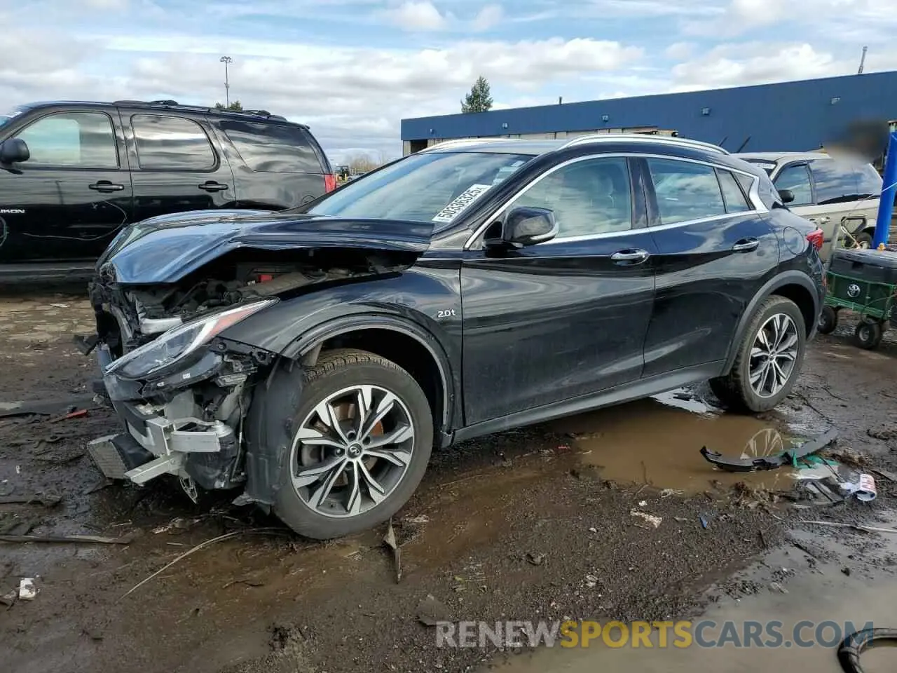 1 Photograph of a damaged car SJKCH5CR1KA008602 INFINITI QX30 2019
