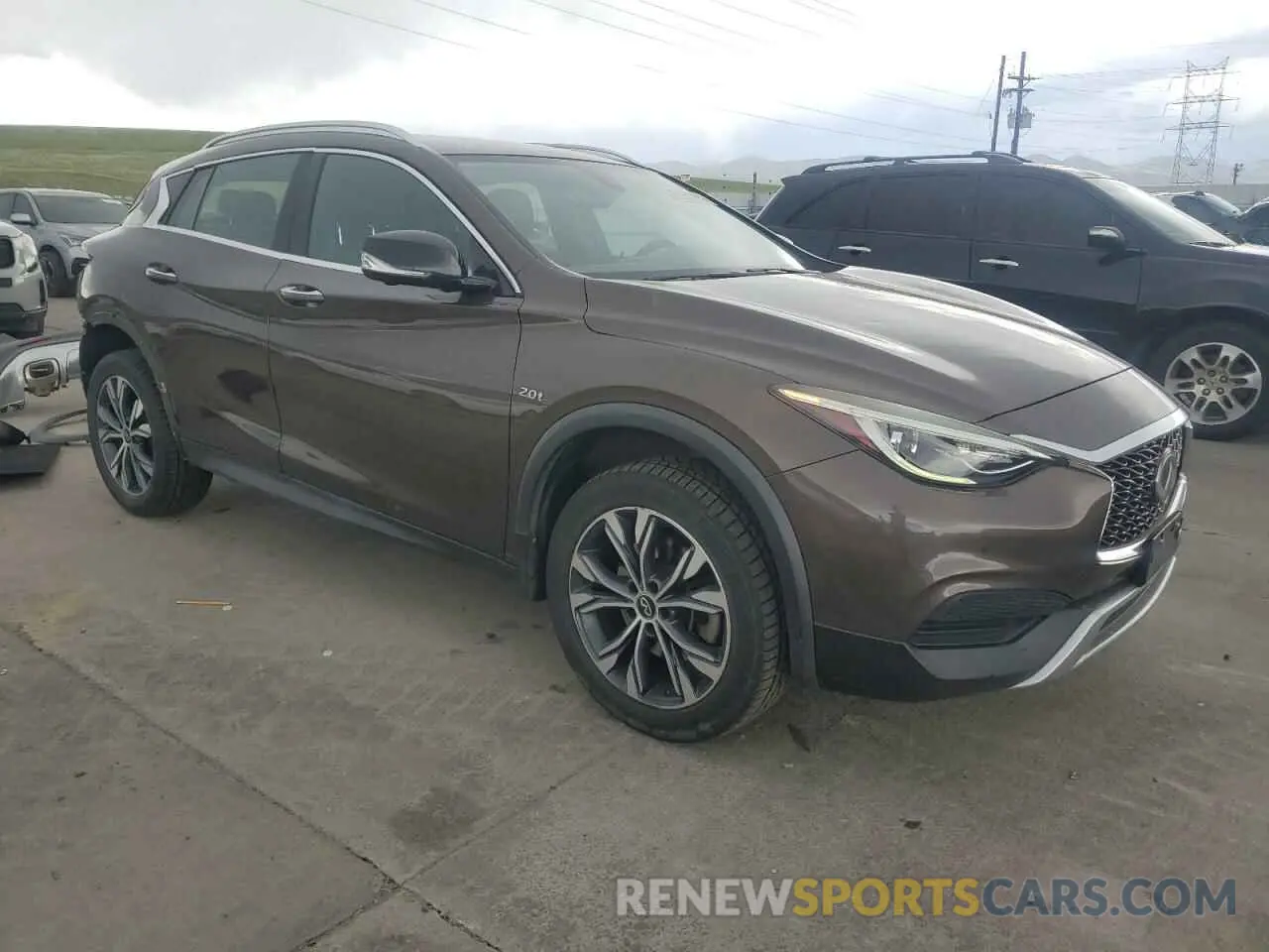 4 Photograph of a damaged car SJKCH5CR1KA009121 INFINITI QX30 2019